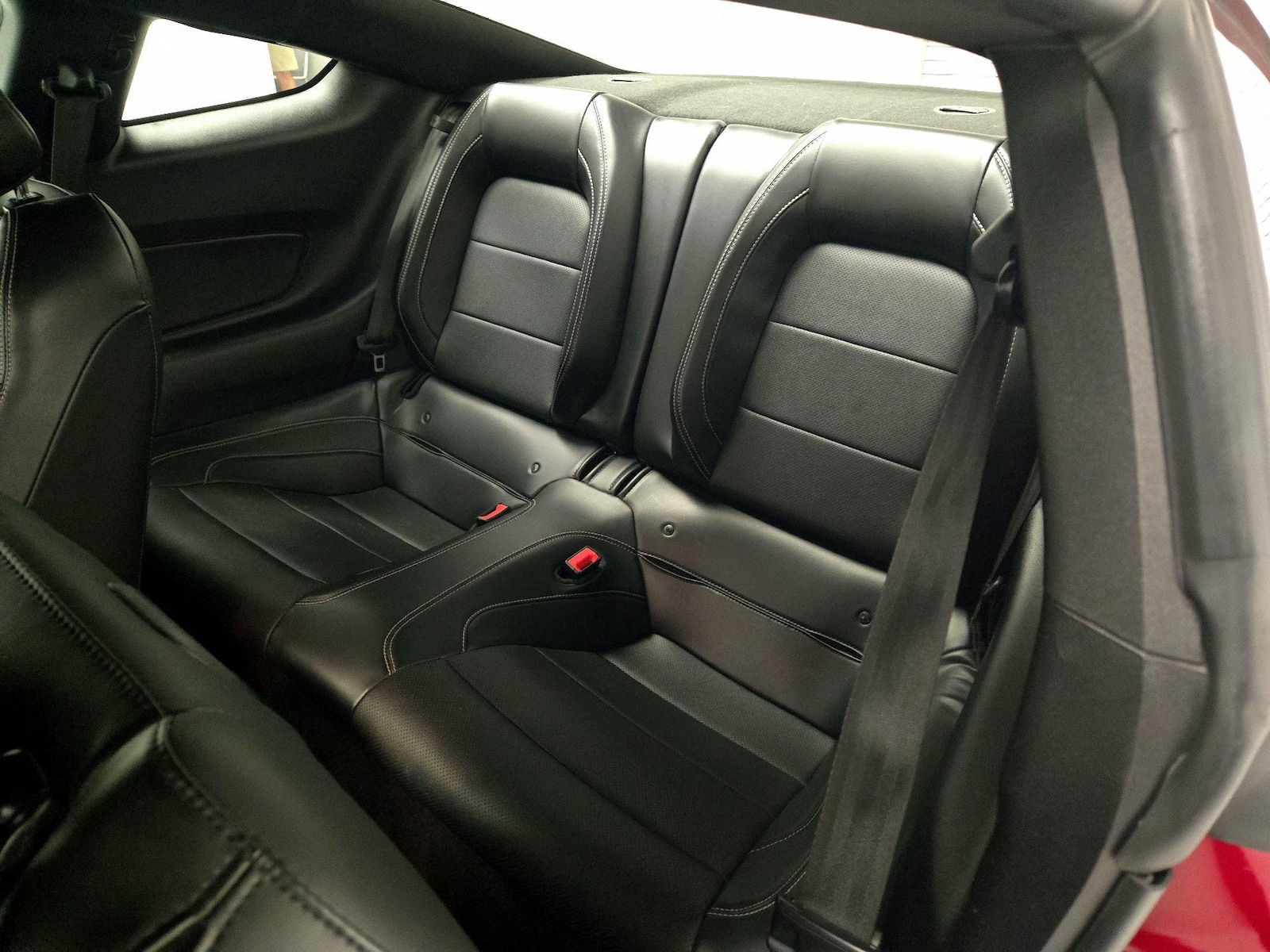 2020 Ford Mustang EcoBoost Premium - Photo 19