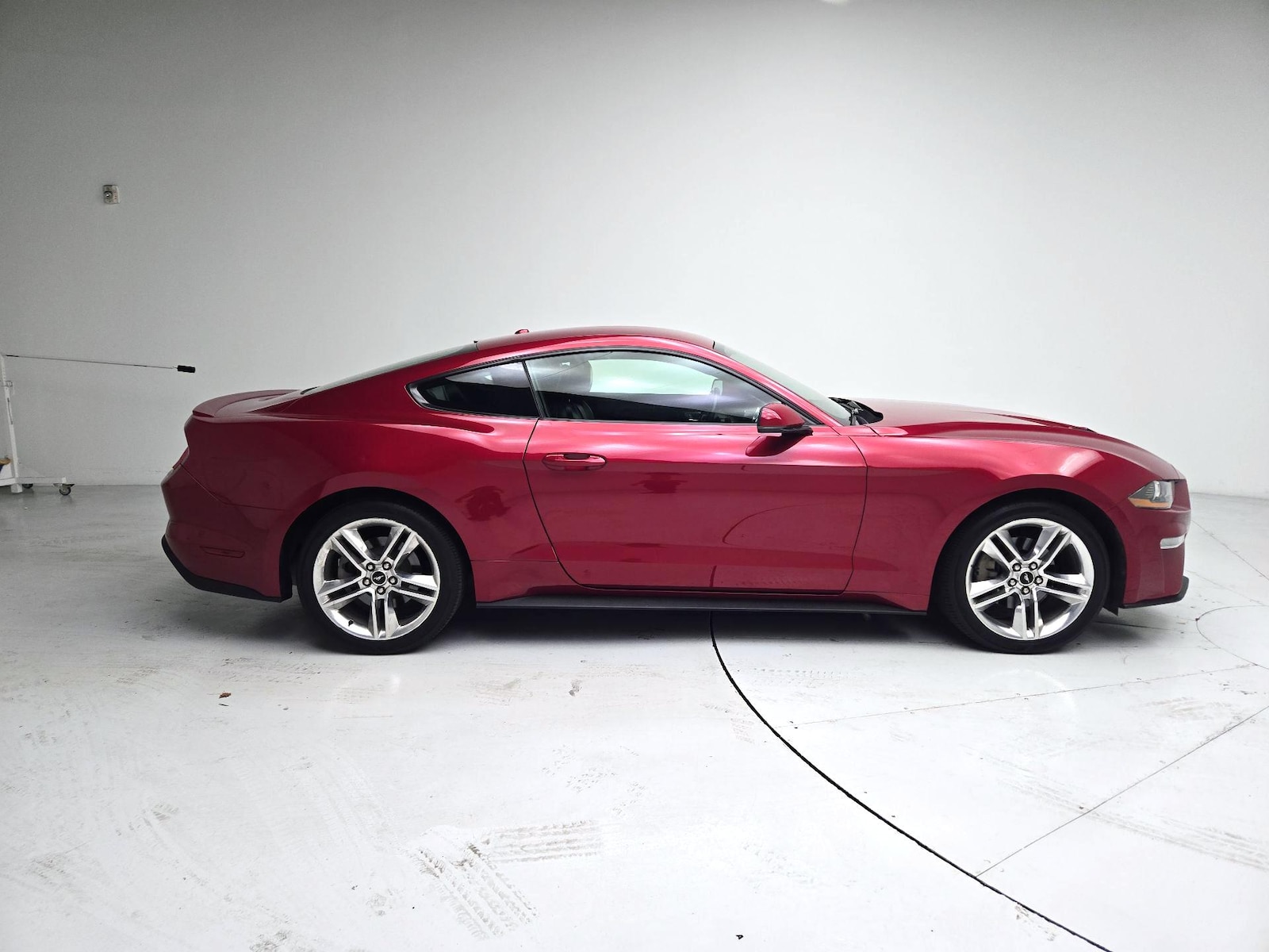 2020 Ford Mustang EcoBoost Premium - Photo 4