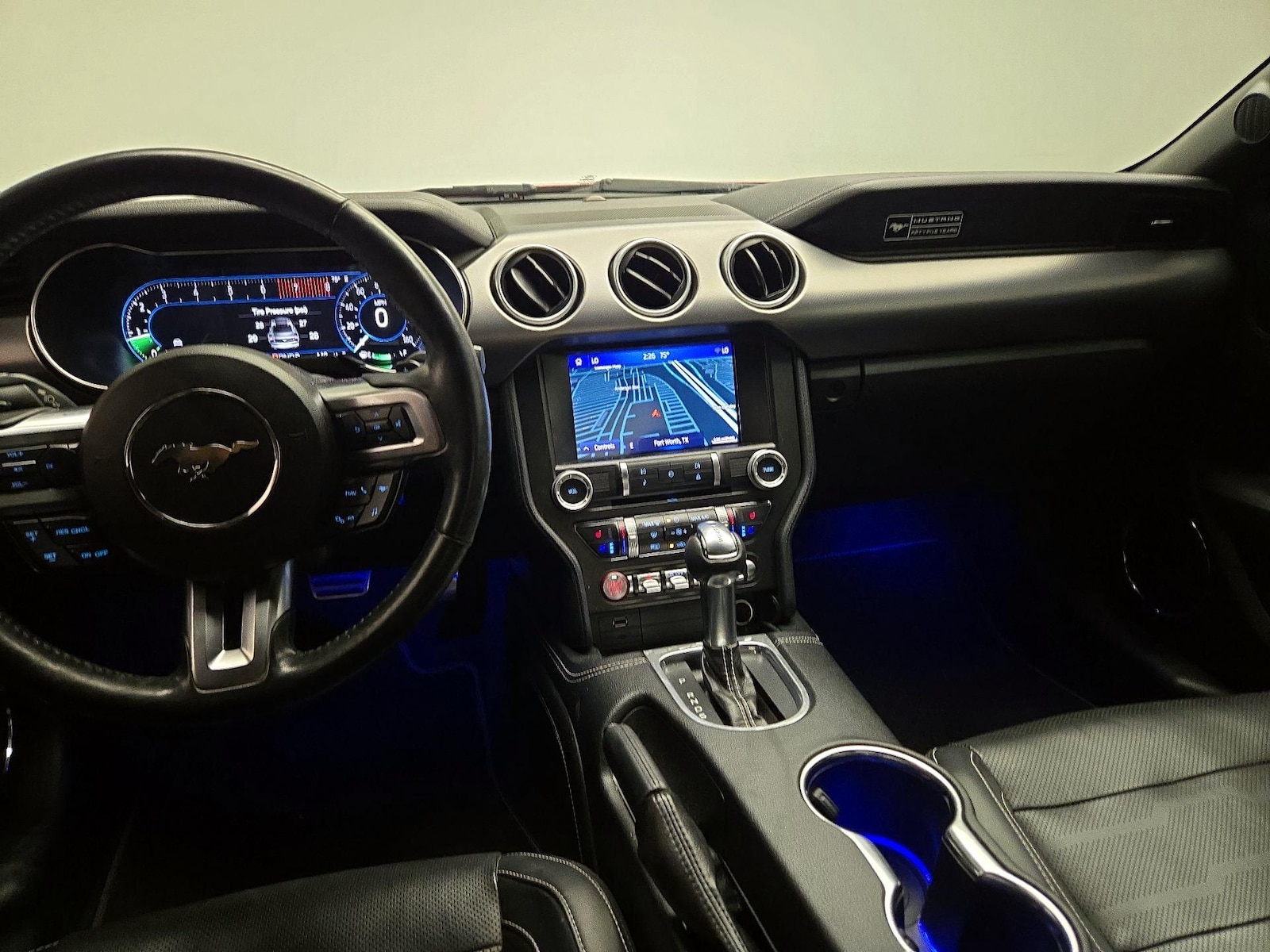 2020 Ford Mustang EcoBoost Premium - Photo 8