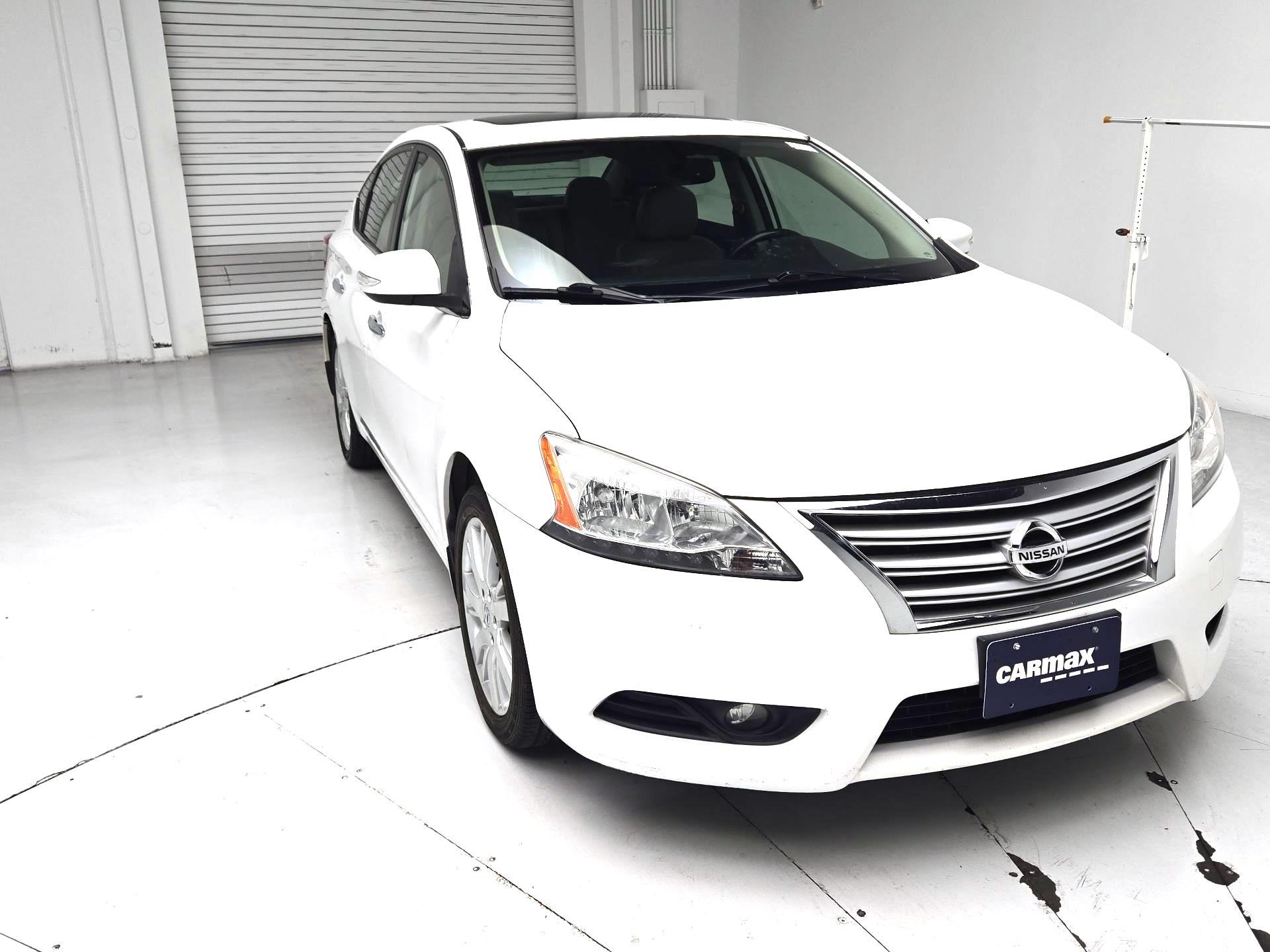 Thumbnail: 2015 Nissan Sentra - 1
