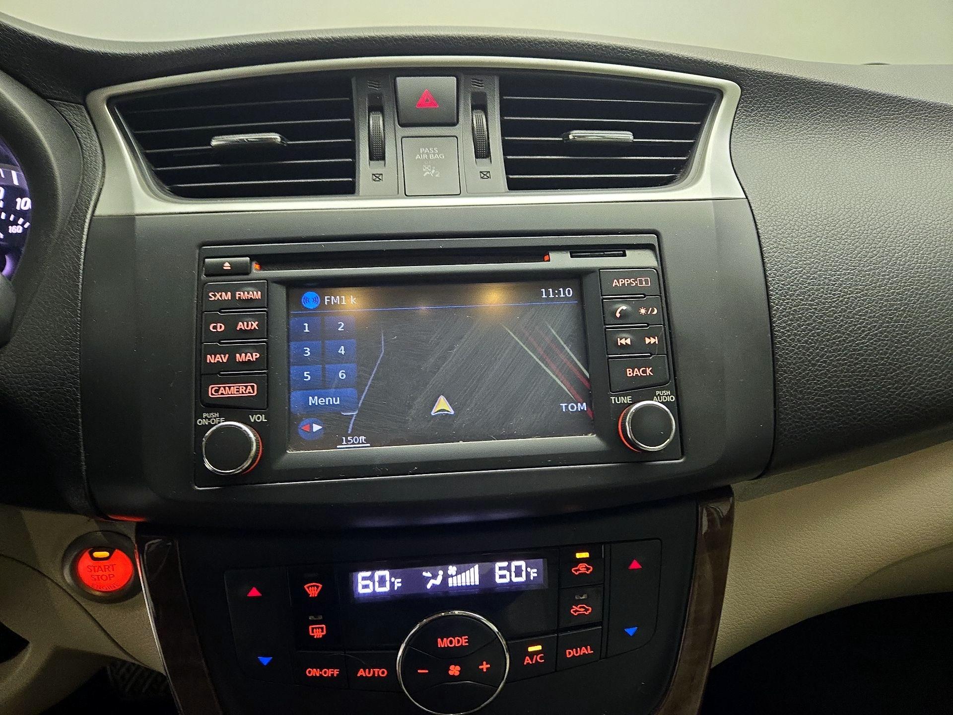 Thumbnail: 2015 Nissan Sentra - 12