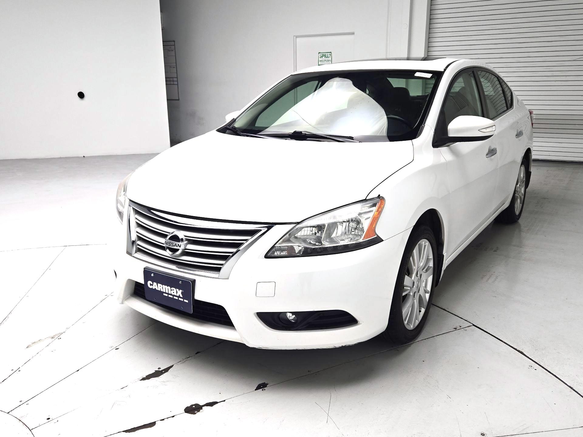 Thumbnail: 2015 Nissan Sentra - 3