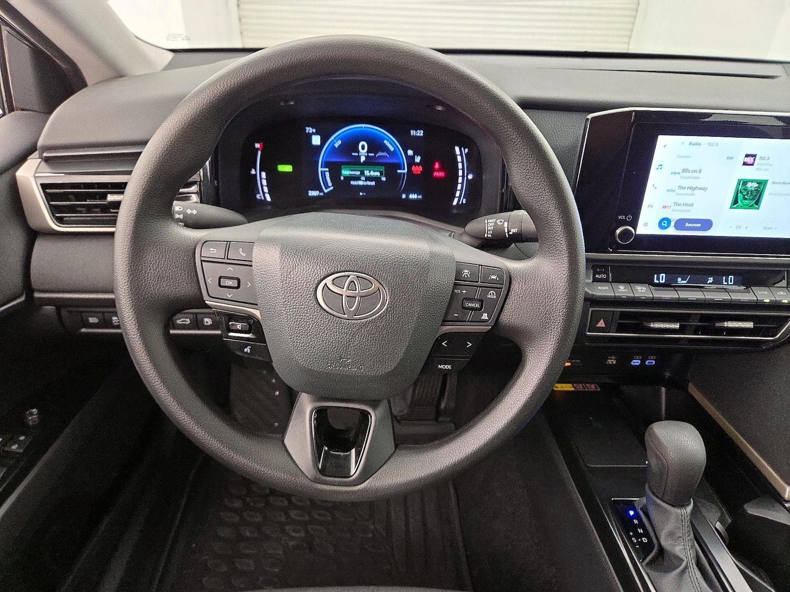 2026 Toyota Camry LE - Photo 11