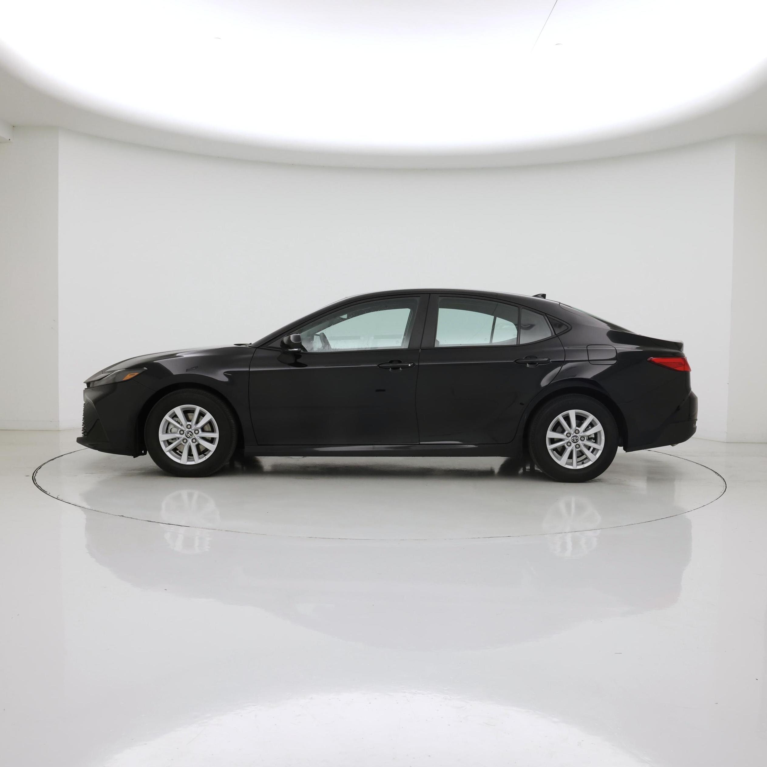 Thumbnail: 2026 Toyota Camry - 3