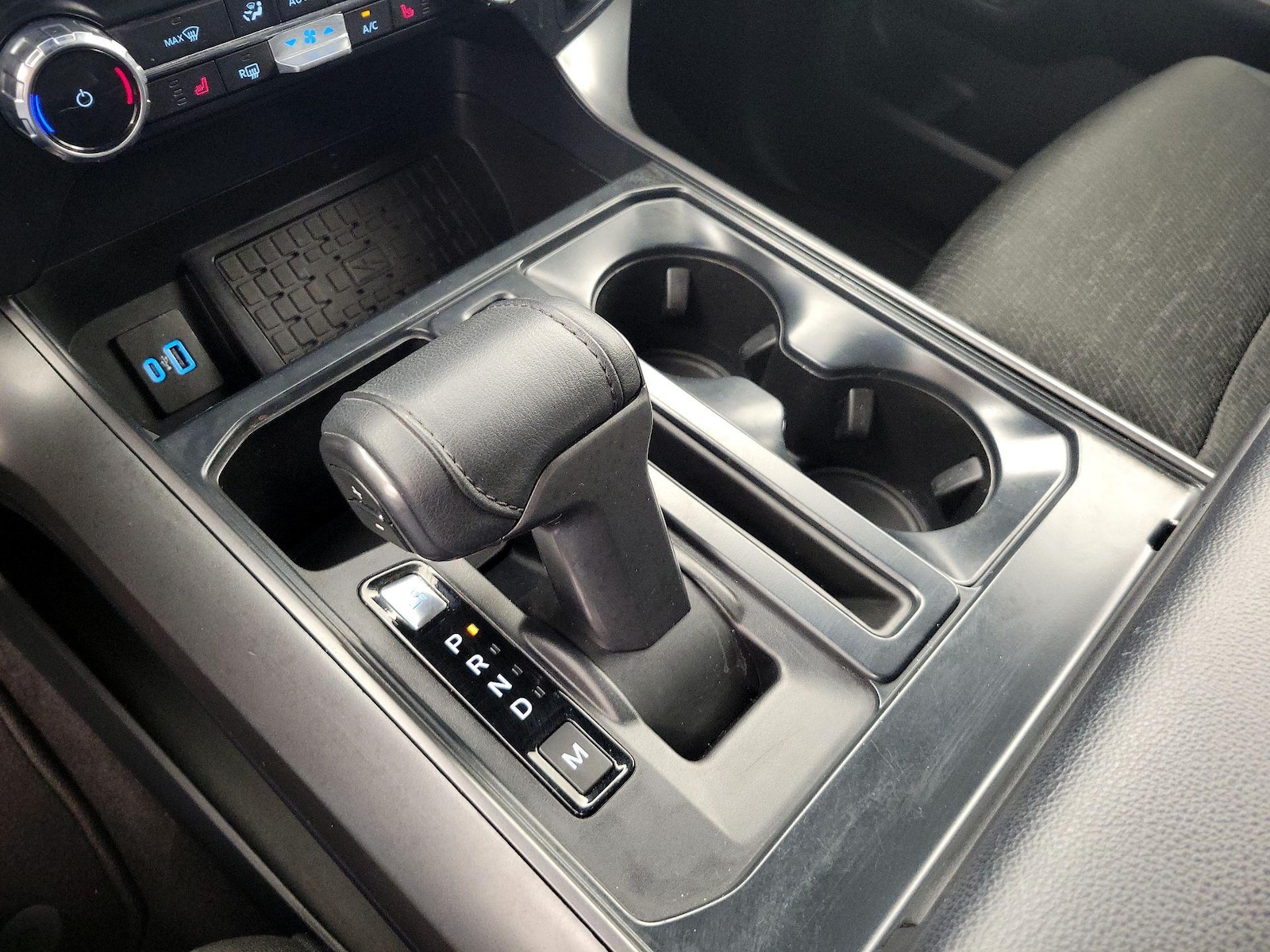 2024 Ford F-150 XLT - Photo 19