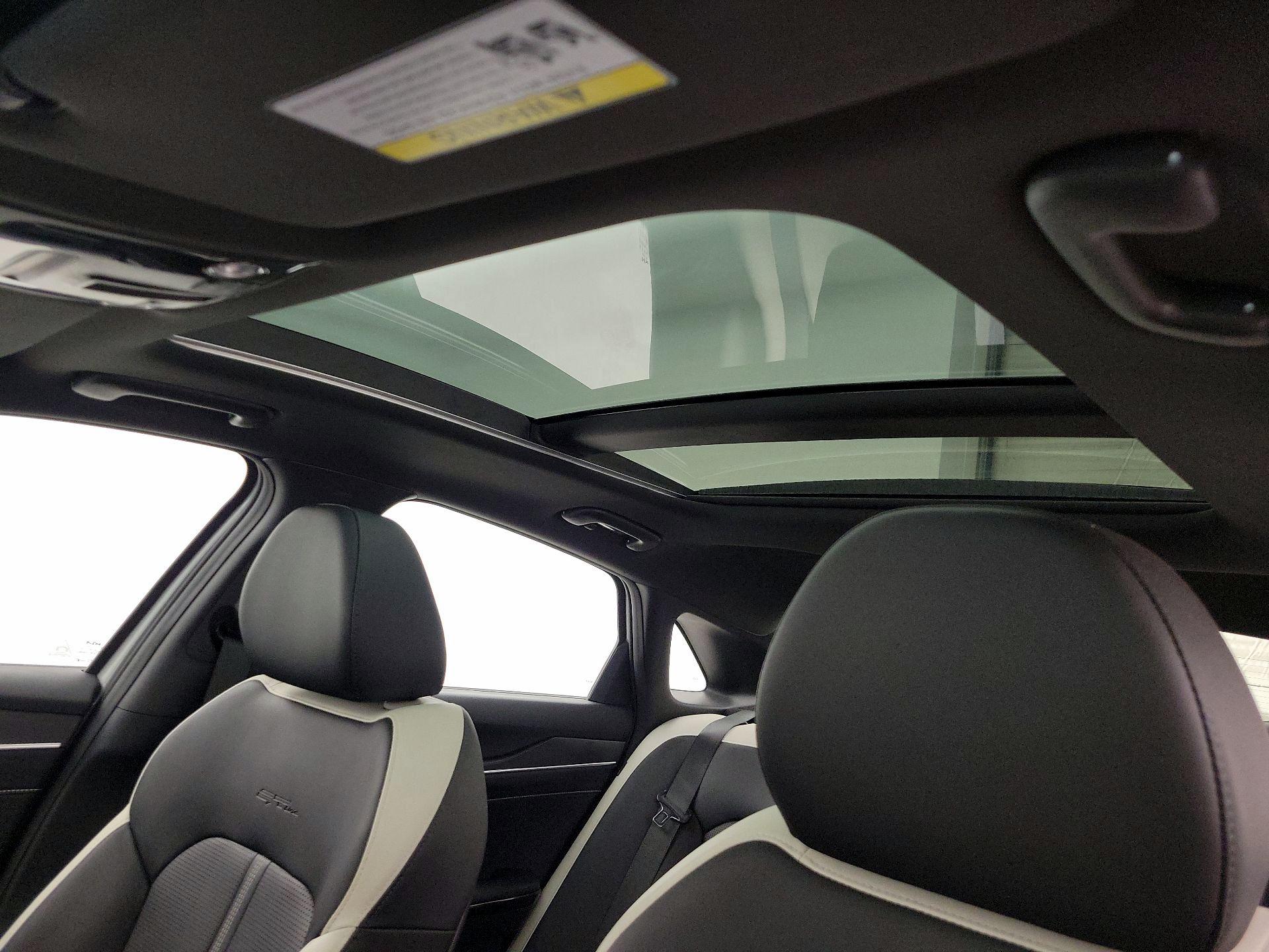Thumbnail: 2025 Kia K5 - 20