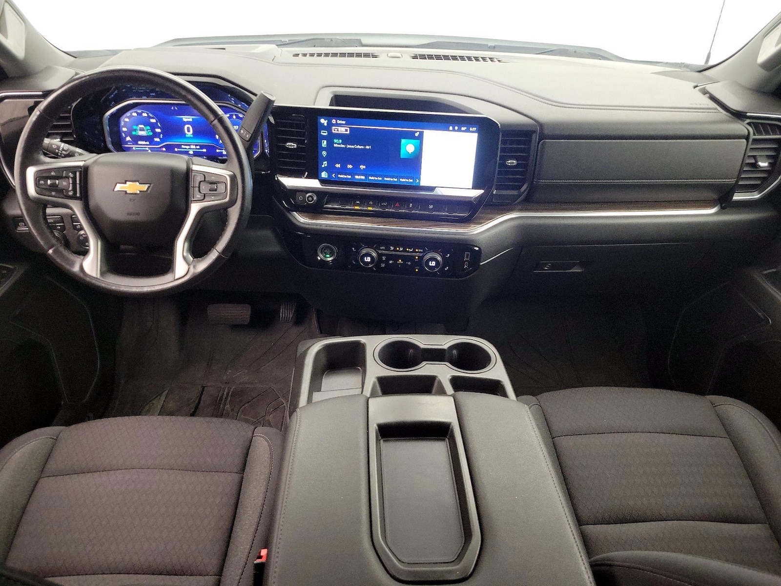 2023 Chevrolet Silverado 1500 LT - Photo 10