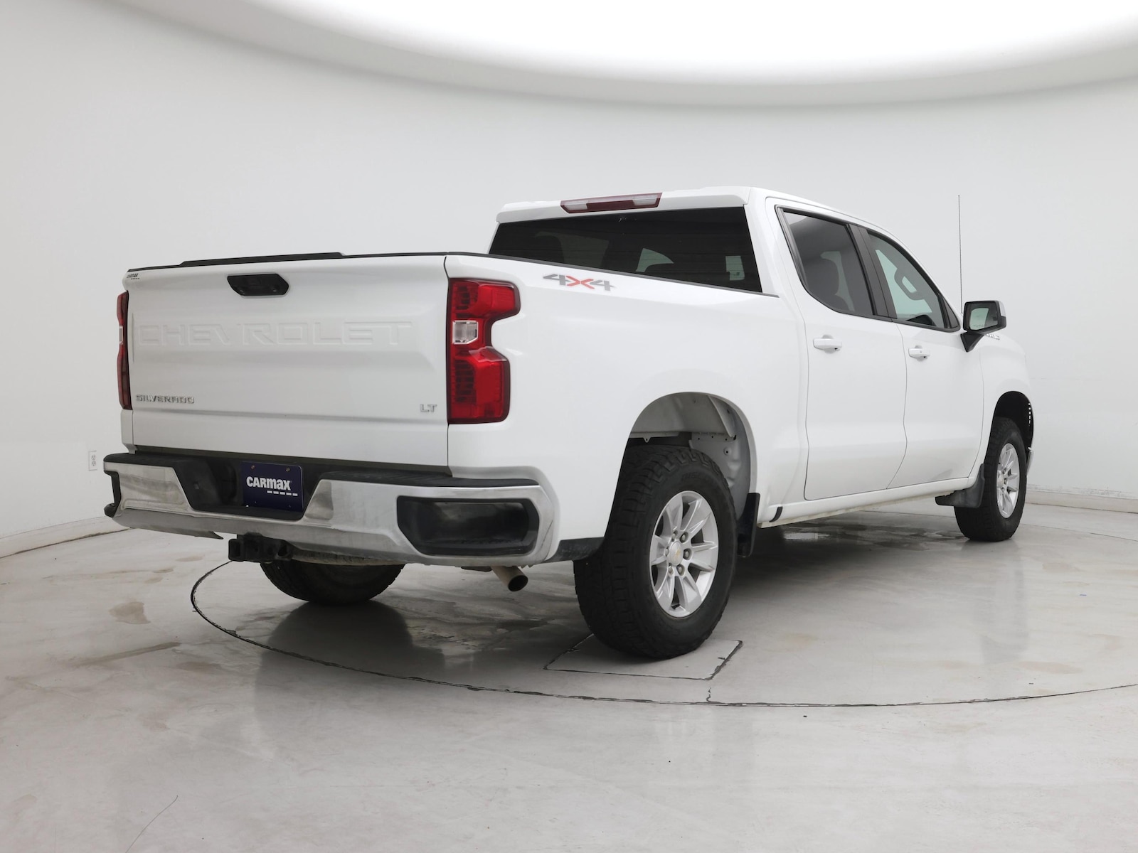 2023 Chevrolet Silverado 1500 LT - Photo 9