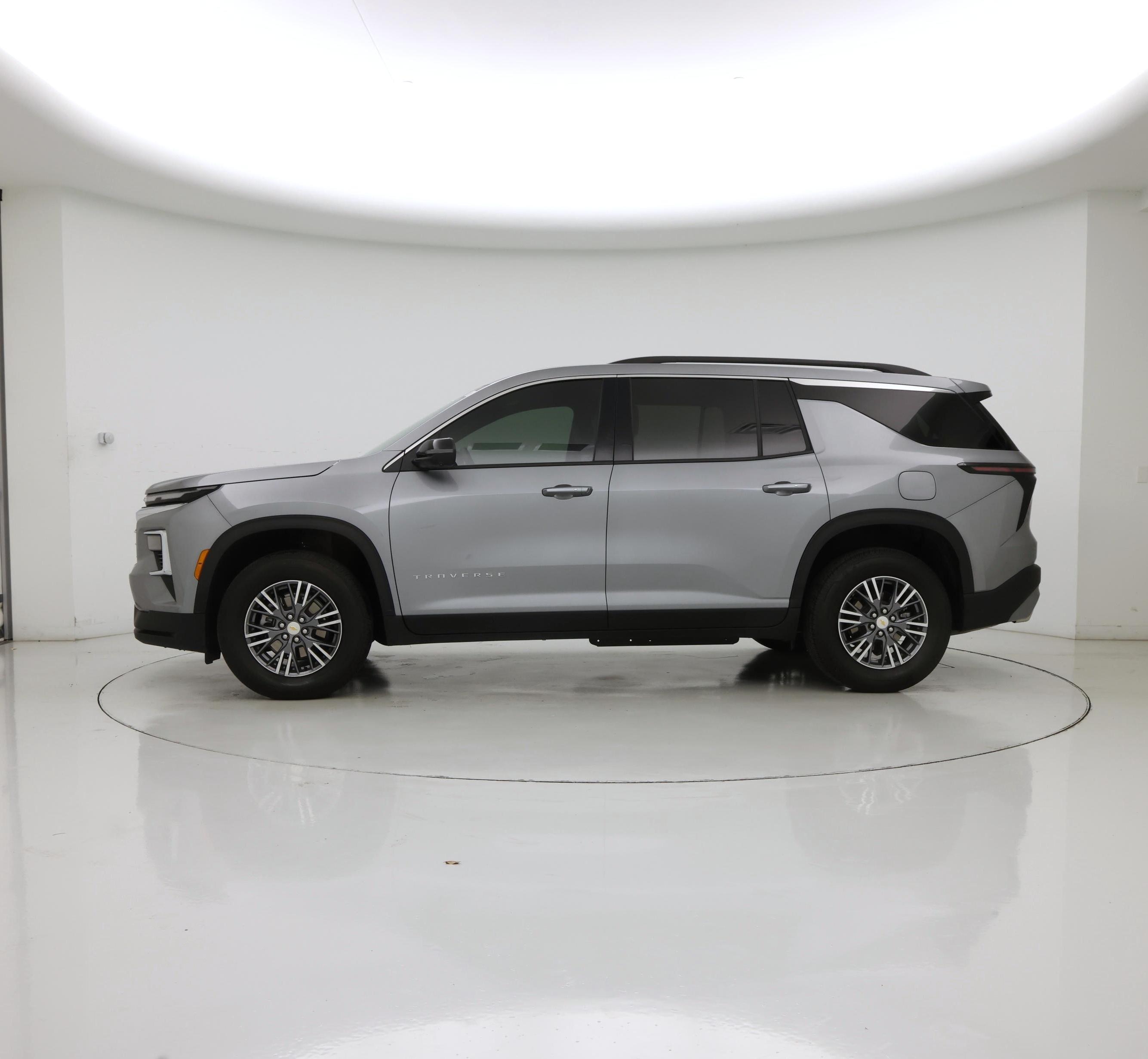 Thumbnail: 2026 Chevrolet Traverse - 3