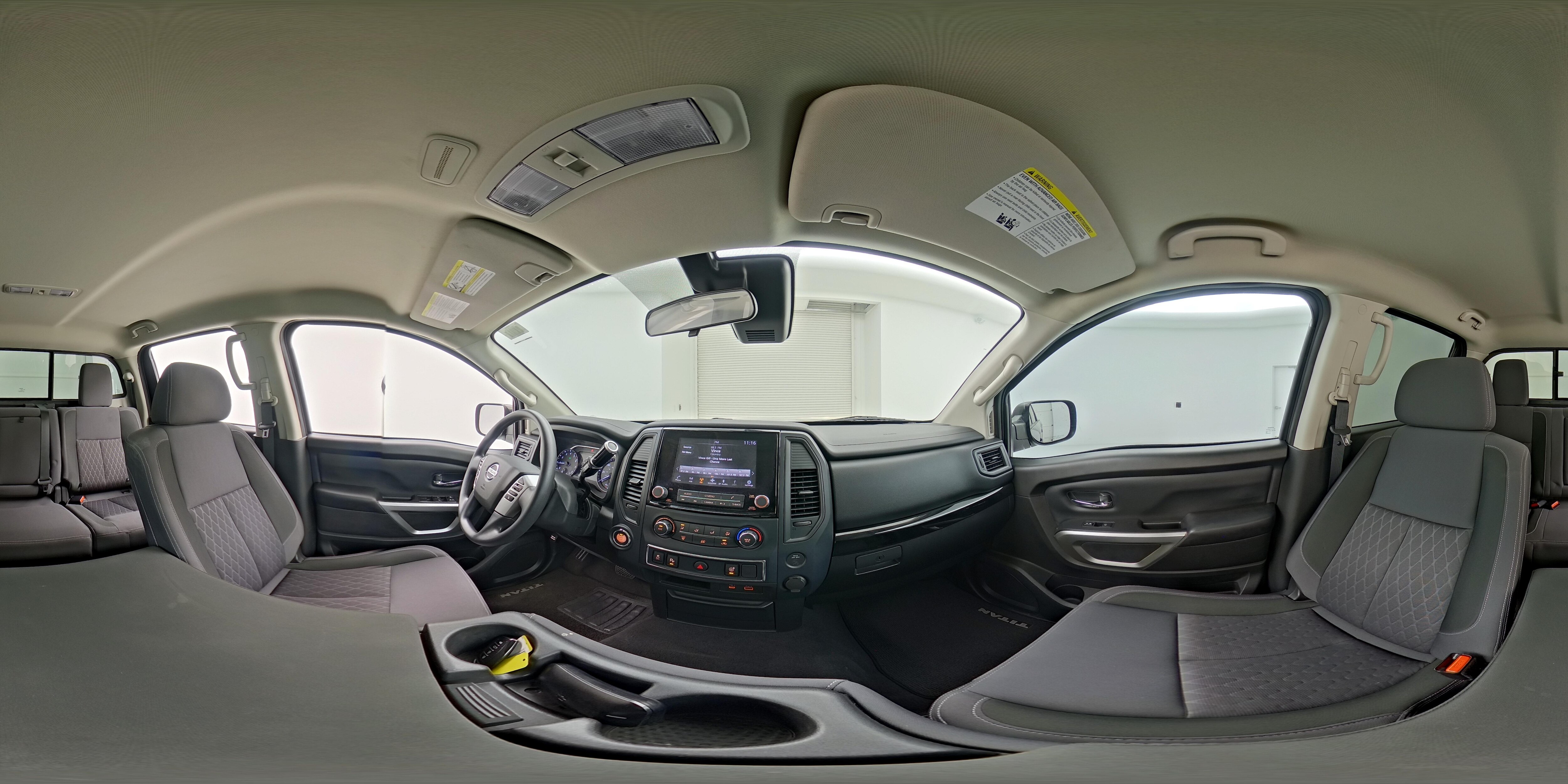 2022 Nissan Titan SV - Photo 24