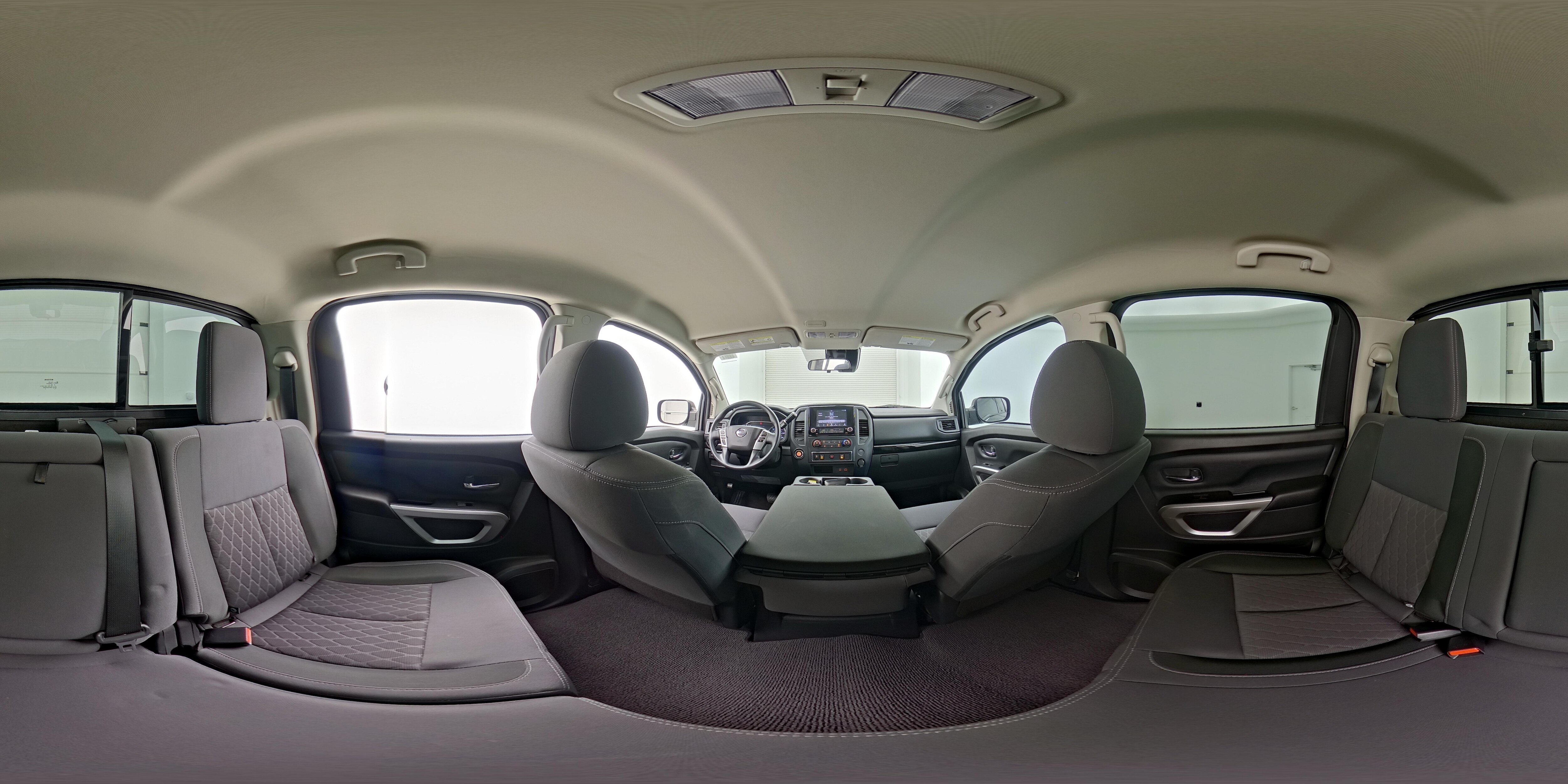 2022 Nissan Titan SV - Photo 25