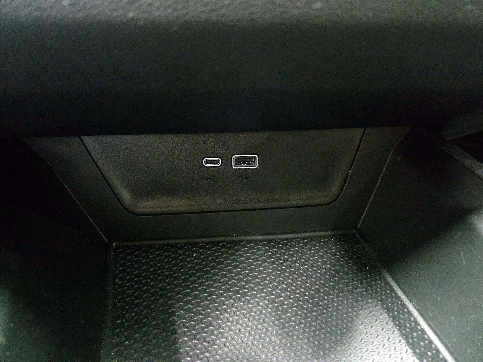 2026 Chevrolet Equinox LT - Photo 20
