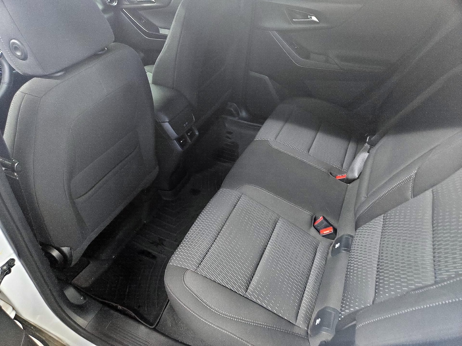 2026 Chevrolet Equinox LT - Photo 21