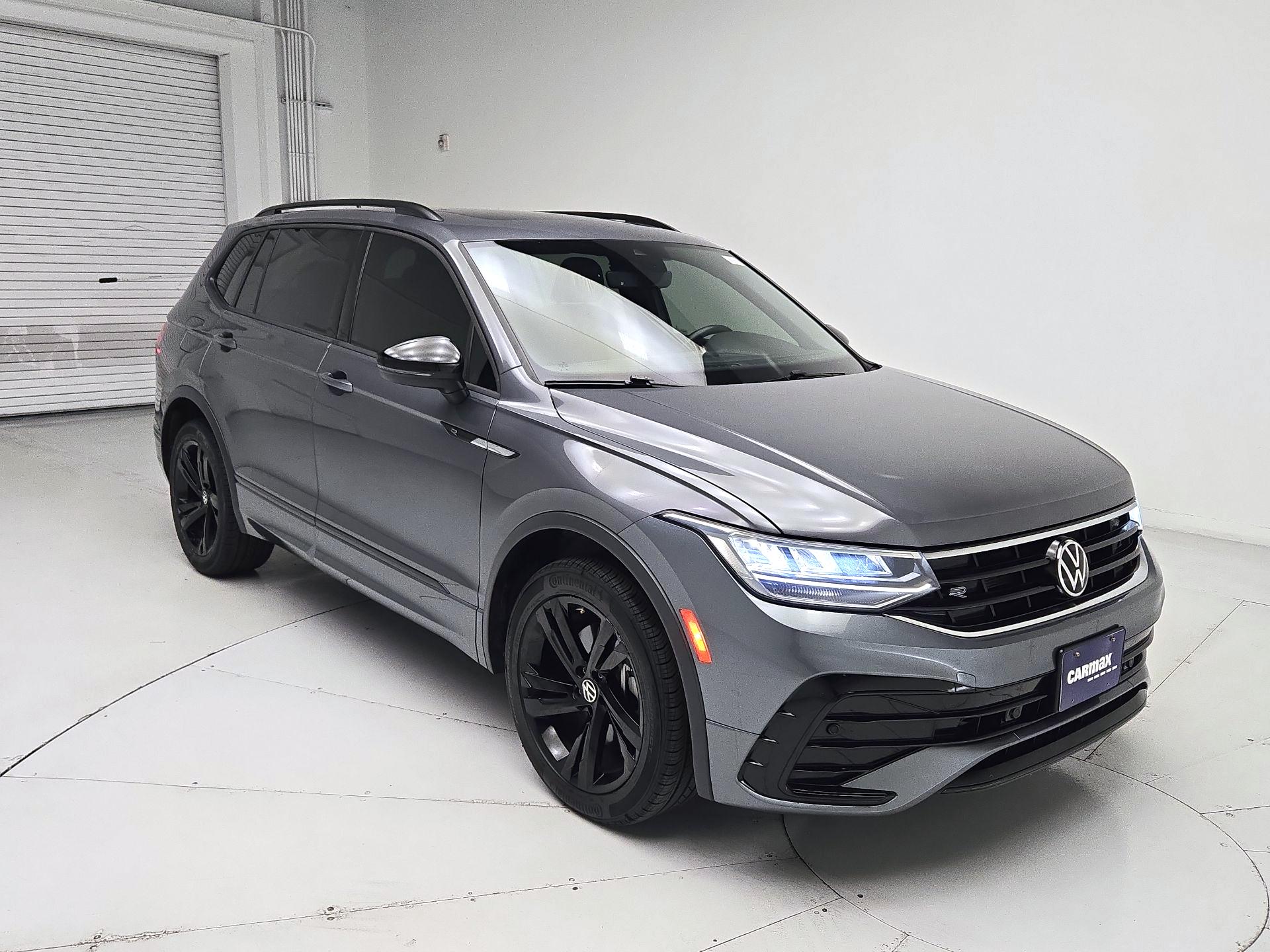 Thumbnail: 2024 Volkswagen Tiguan - 1