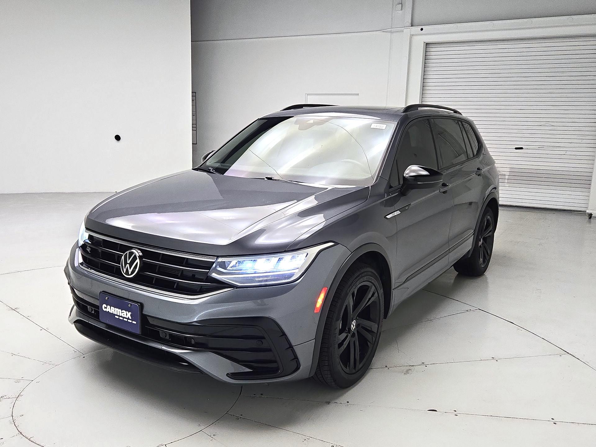 Thumbnail: 2024 Volkswagen Tiguan - 3