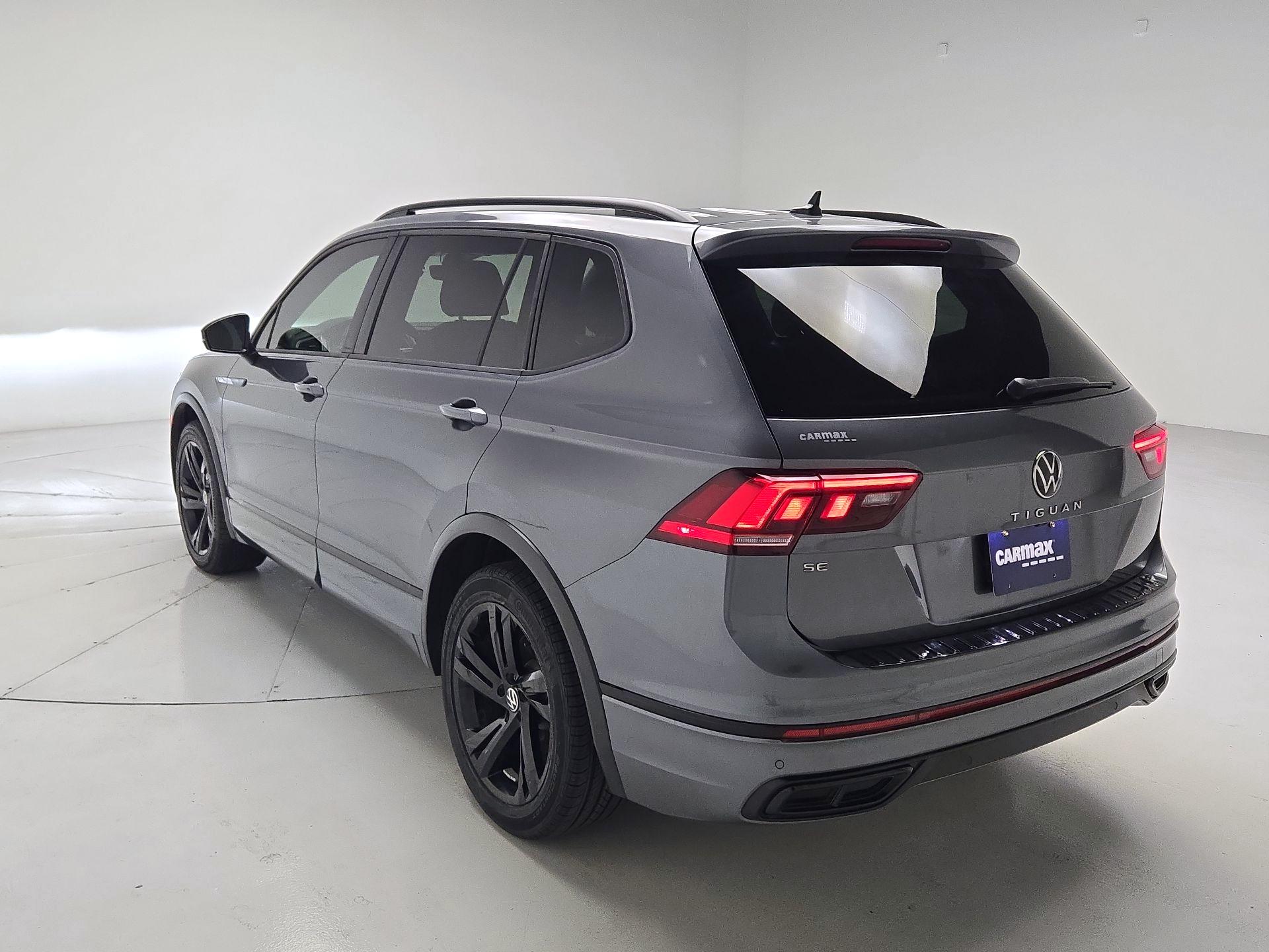 Thumbnail: 2024 Volkswagen Tiguan - 7