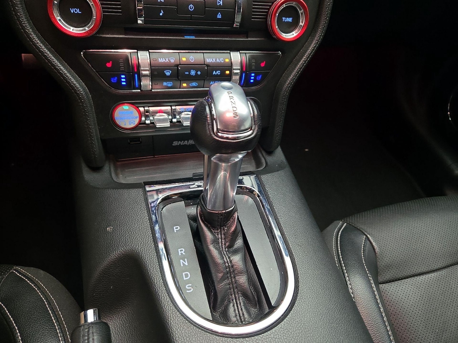 2016 Ford Mustang GT Premium - Photo 16