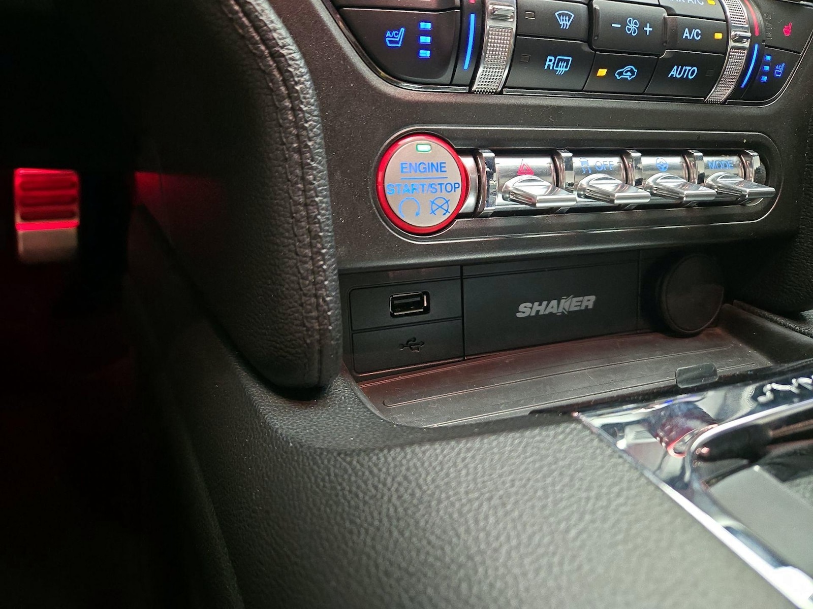 2016 Ford Mustang GT Premium - Photo 17