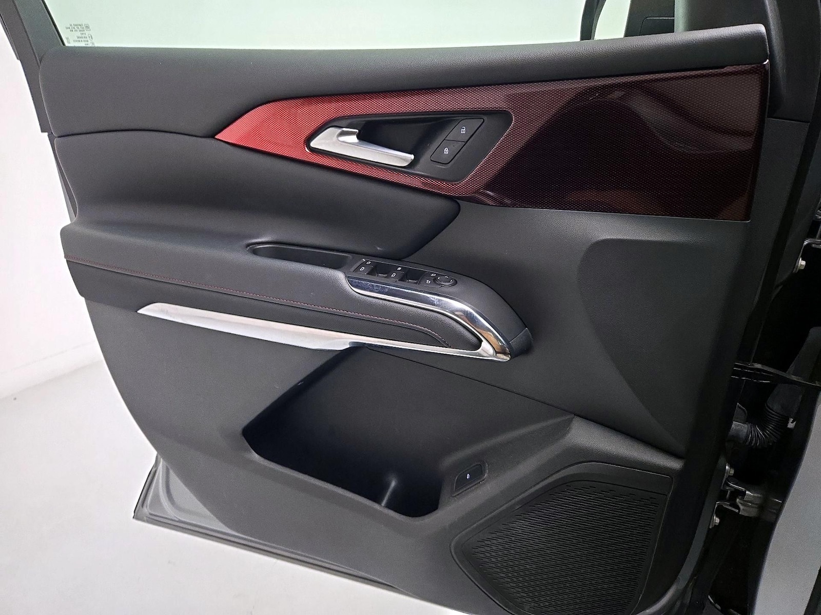 2025 Chevrolet Traverse Z71 - Photo 11