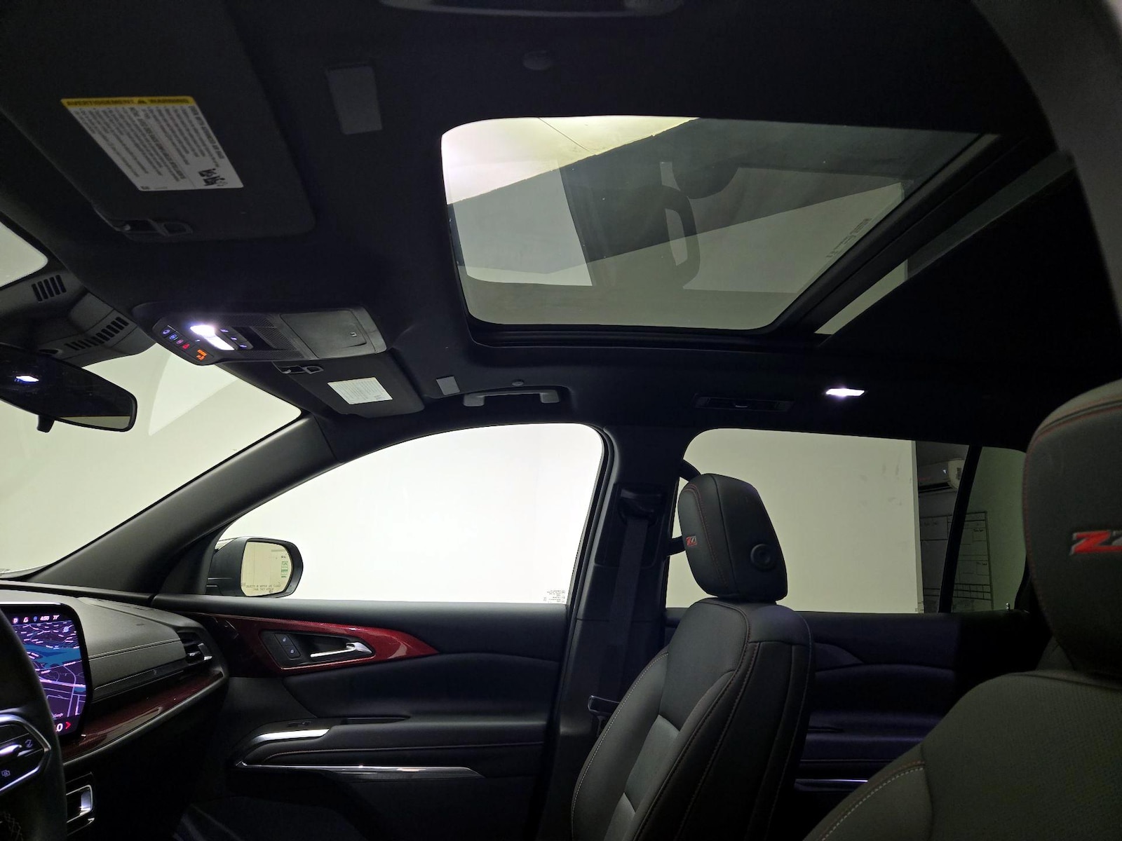 2025 Chevrolet Traverse Z71 - Photo 19