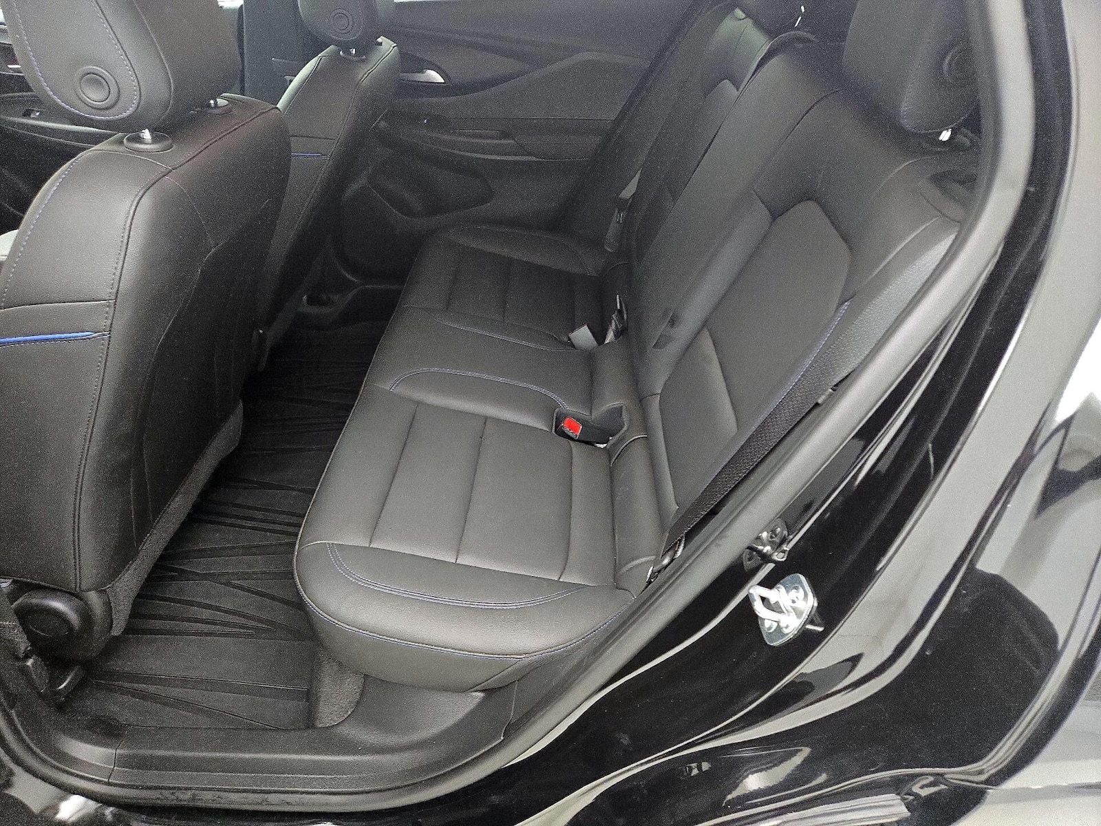 2026 Buick Envista Sport Touring - Photo 20