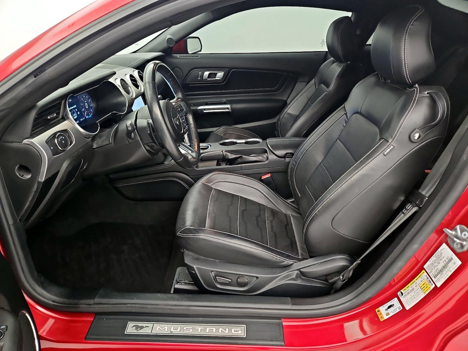 2023 Ford Mustang GT Premium - Photo 12