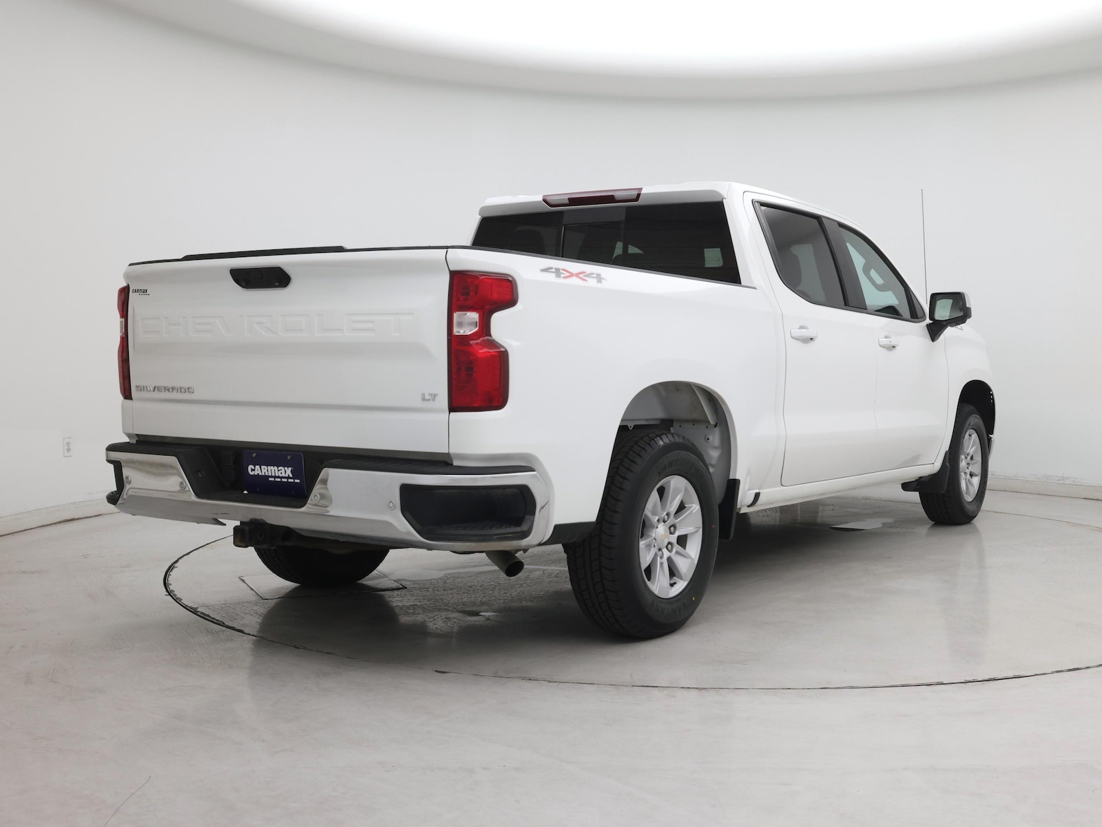 2025 Chevrolet Silverado 1500 LT - Photo 9