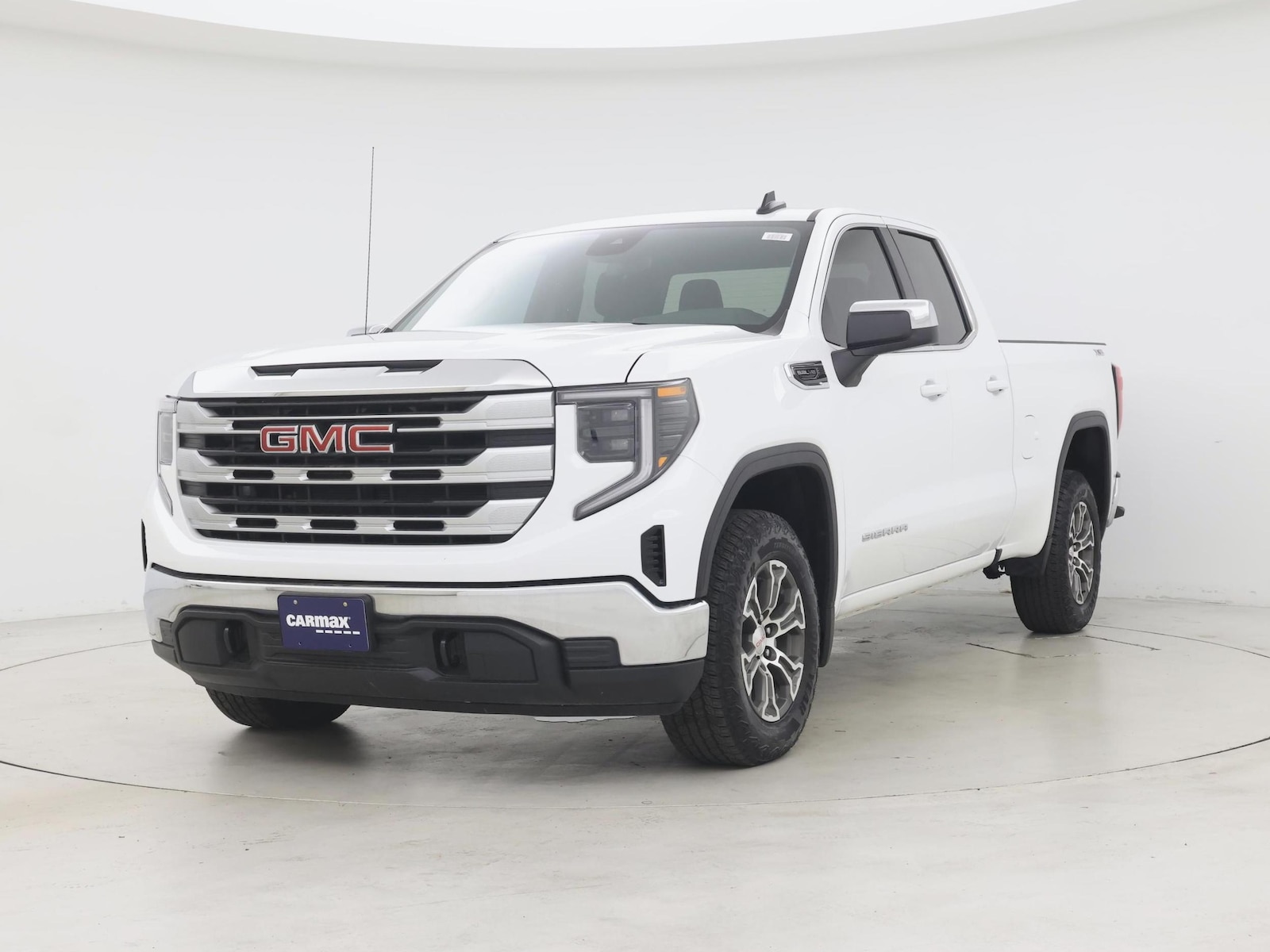 2025 GMC Sierra 1500 SLE - Photo 5