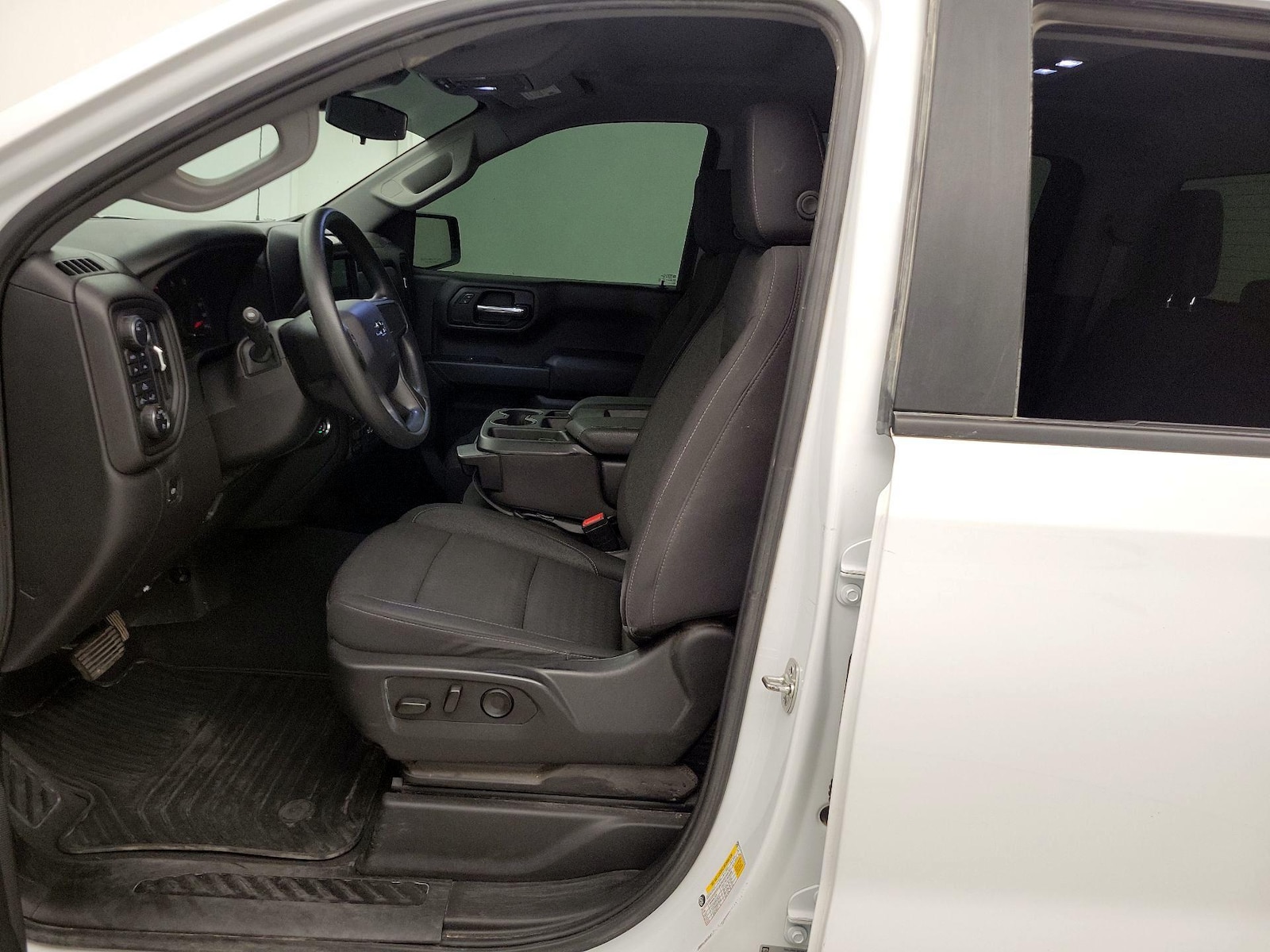 Power Seat(s) & Side Airbags