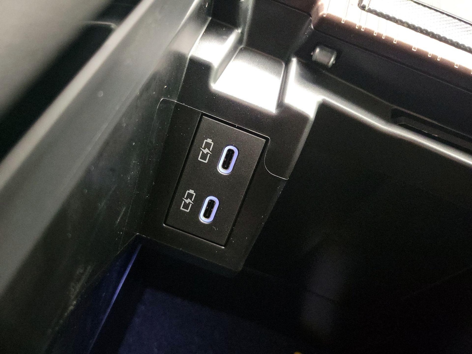 2022 Toyota Sienna XLE - Photo 19
