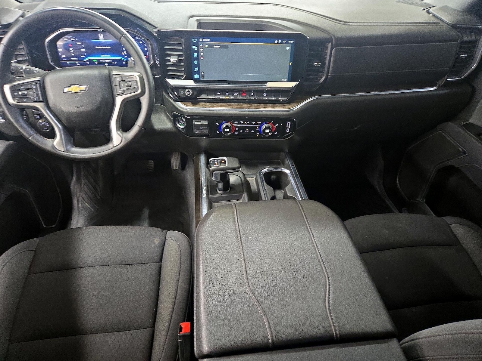 2025 Chevrolet Silverado 1500 LT - Photo 10