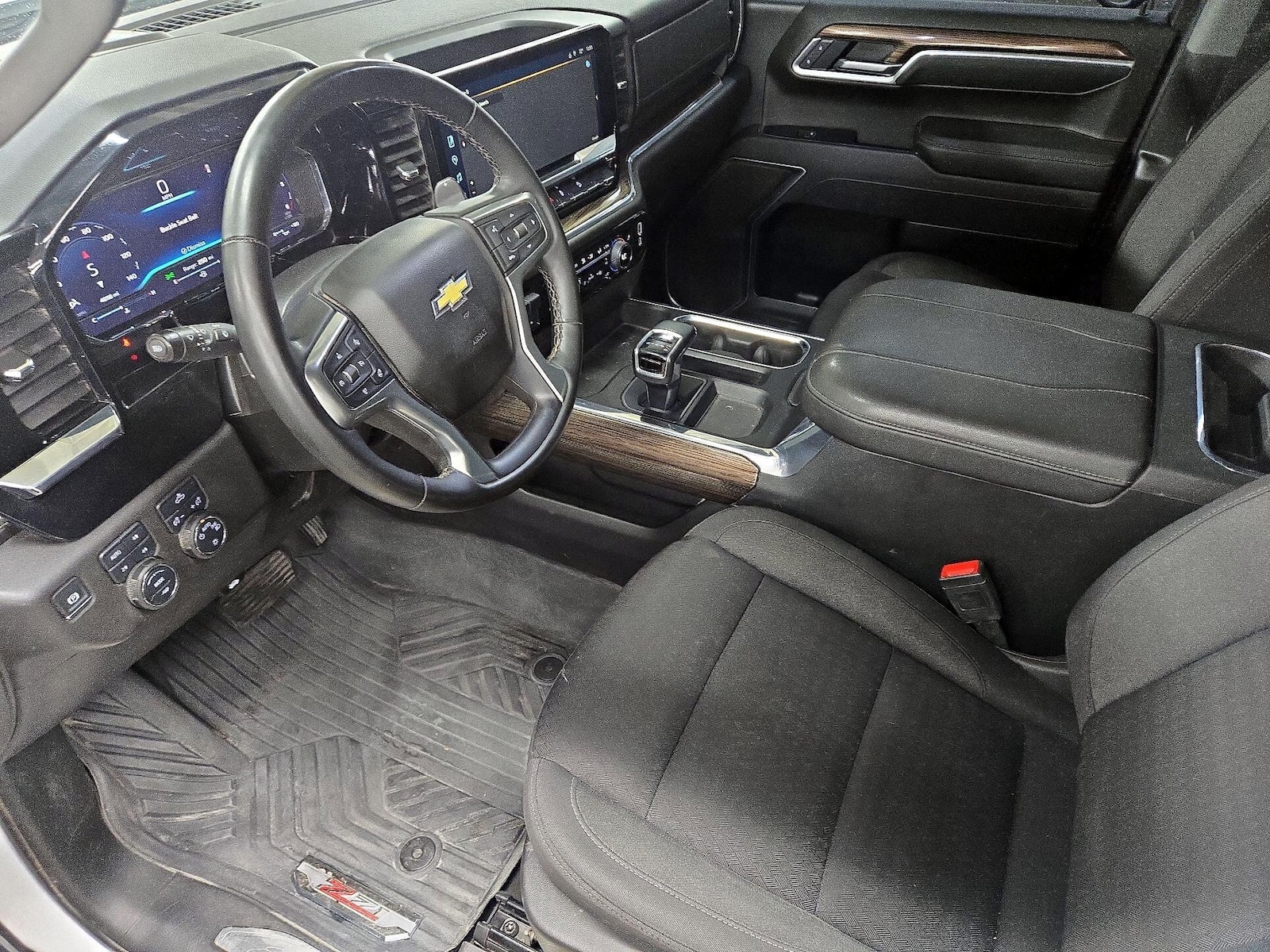 2025 Chevrolet Silverado 1500 LT - Photo 12
