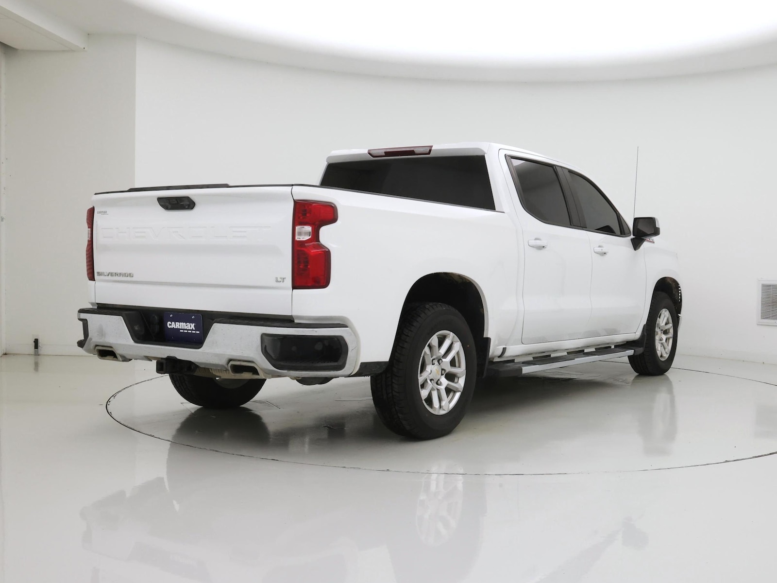 2025 Chevrolet Silverado 1500 LT - Photo 9