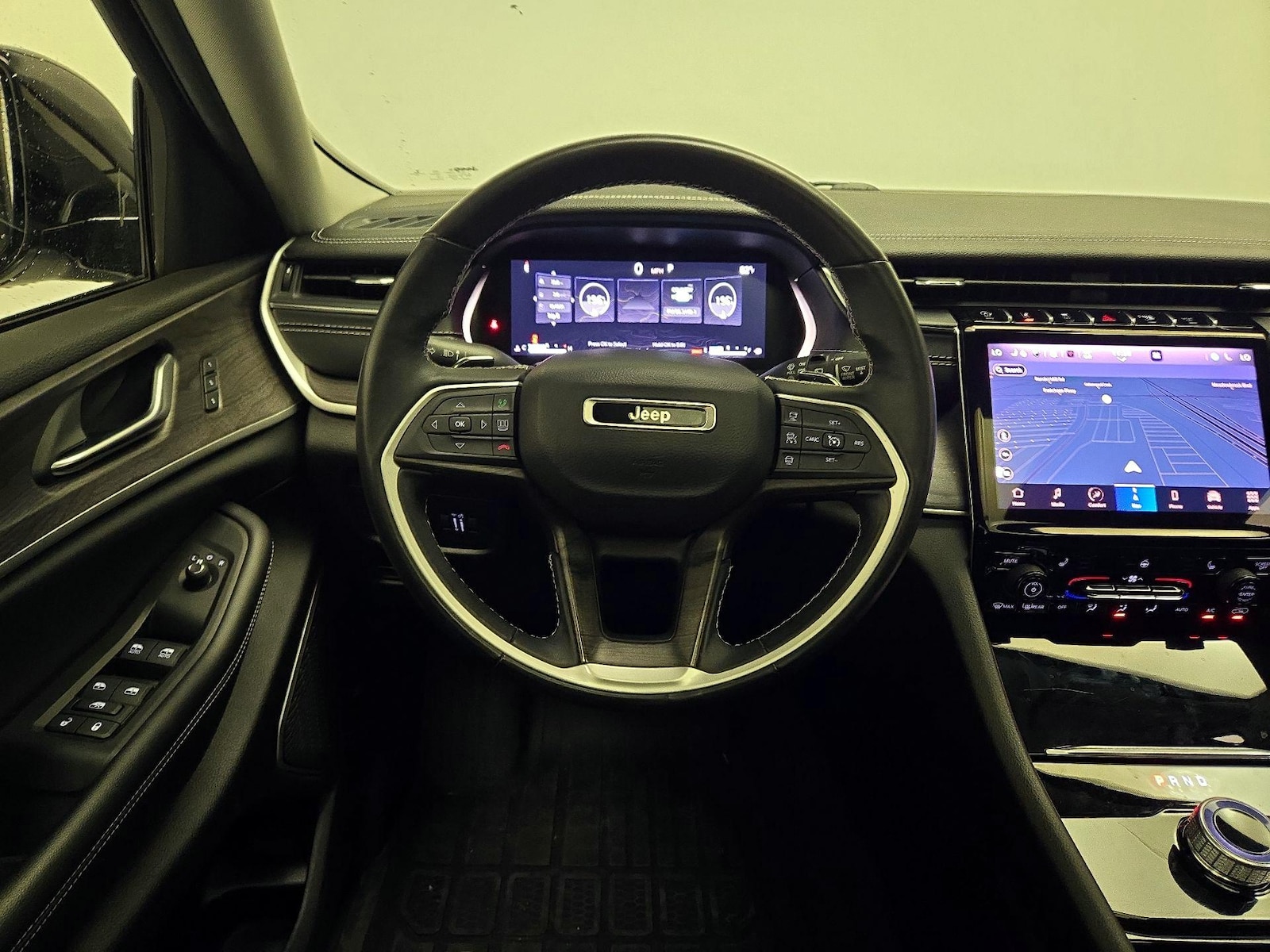 2022 Jeep Grand Cherokee L Limited - Photo 11