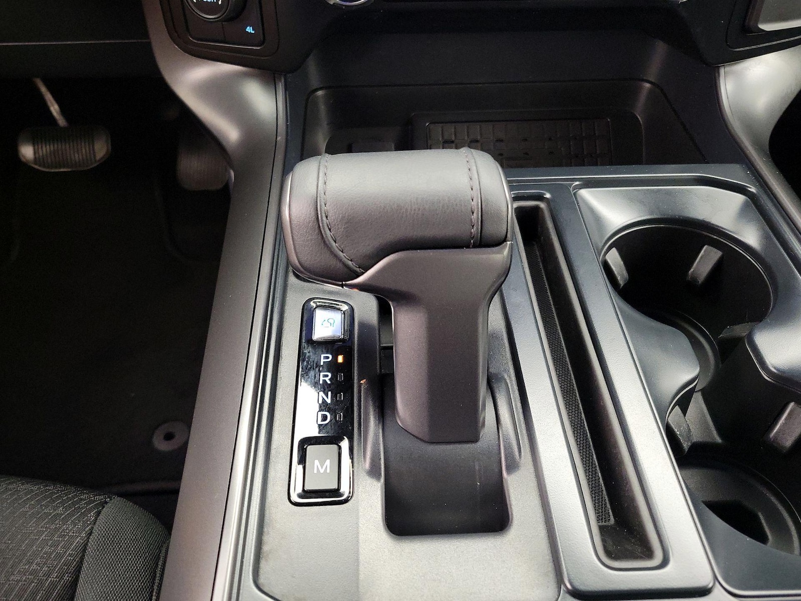 2024 Ford F-150 XLT - Photo 18