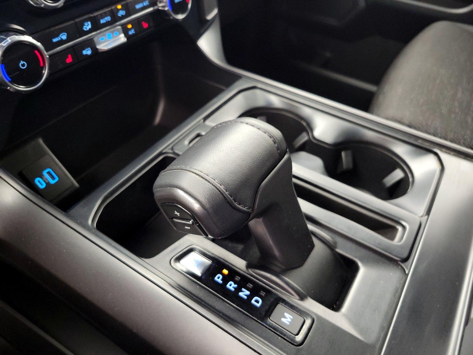 2024 Ford F-150 XLT - Photo 19