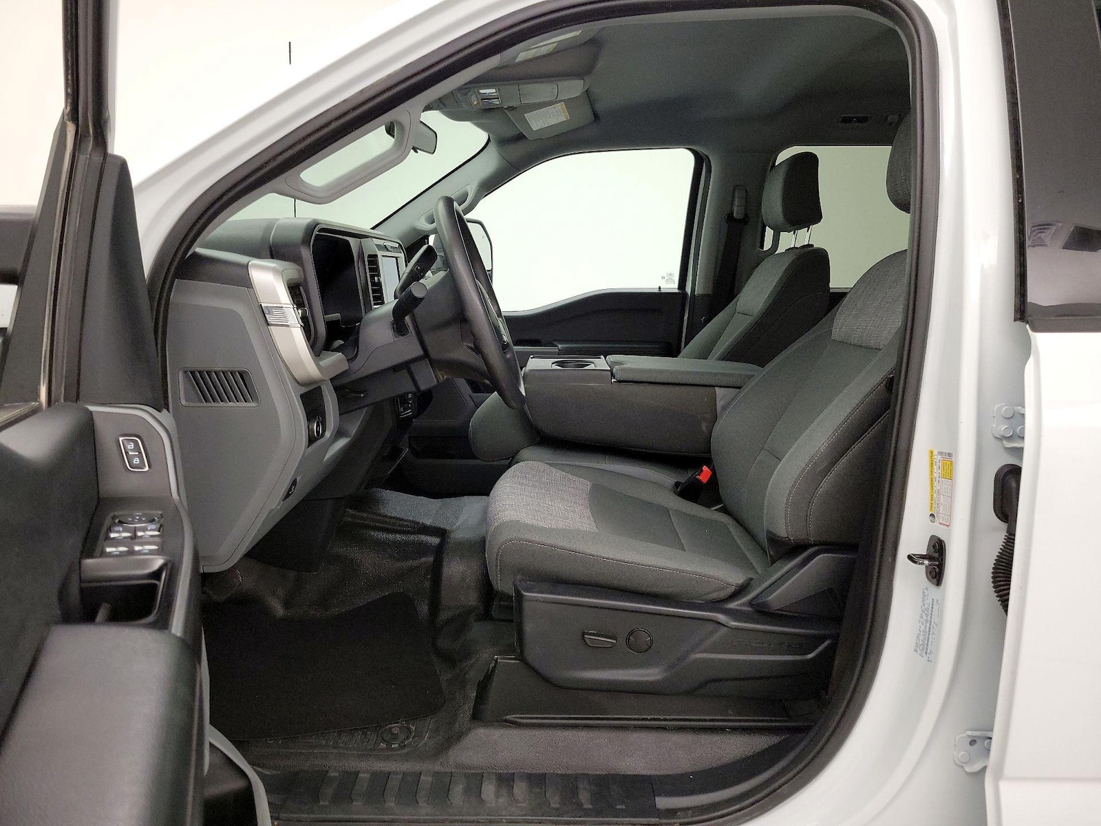 Power Seat(s) & Side Airbags
