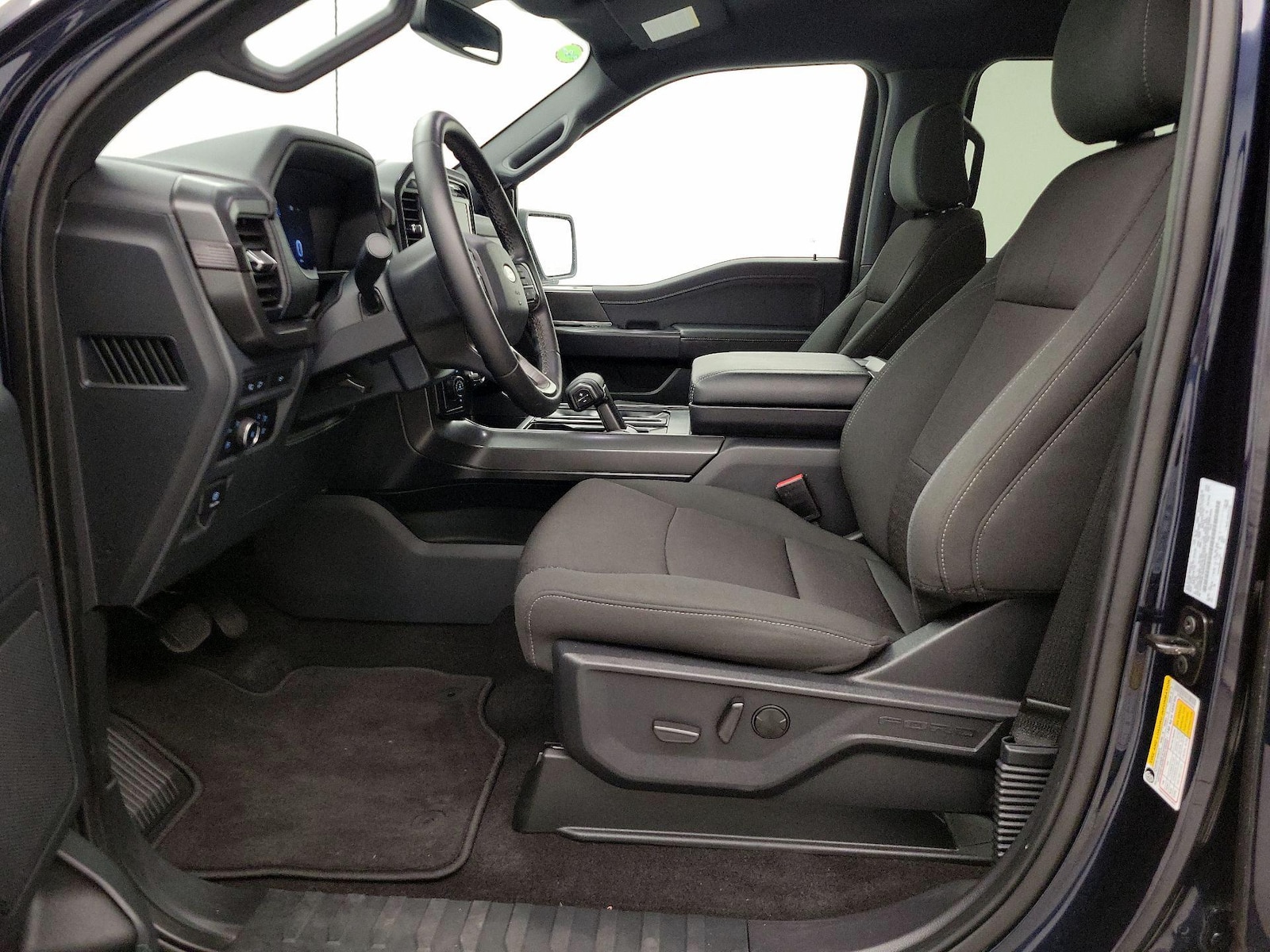 2024 Ford F-150 XLT - Photo 12
