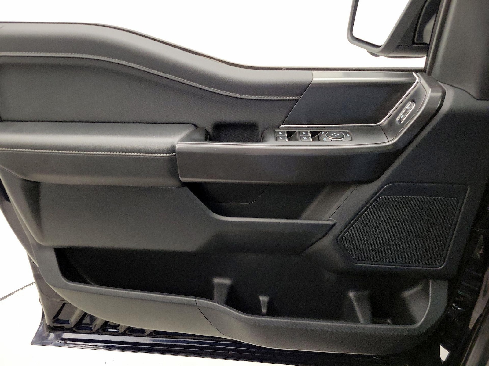 2024 Ford F-150 XLT - Photo 13