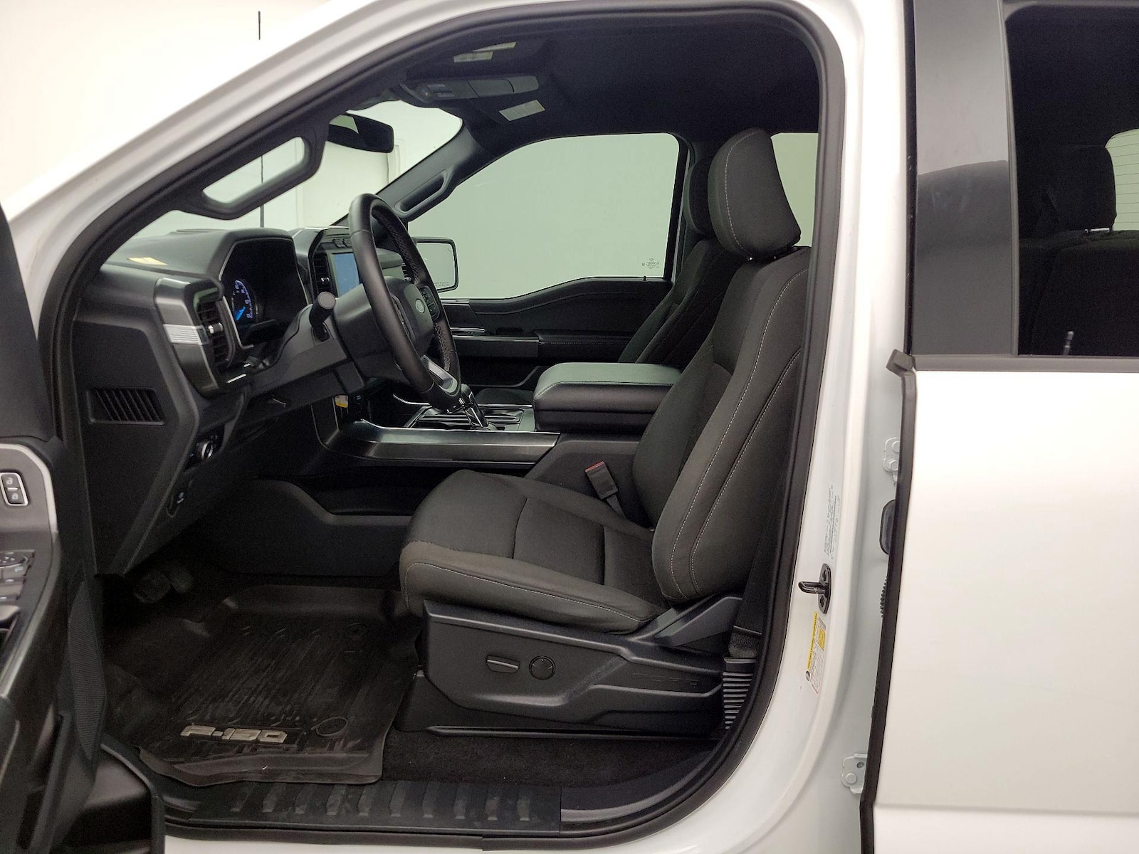 Power Seat(s) & Side Airbags