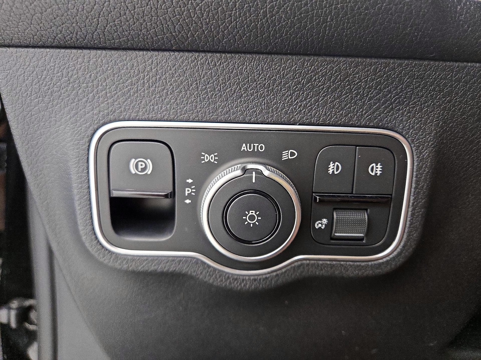 2024 Mercedes-Benz GLB Base - Photo 14