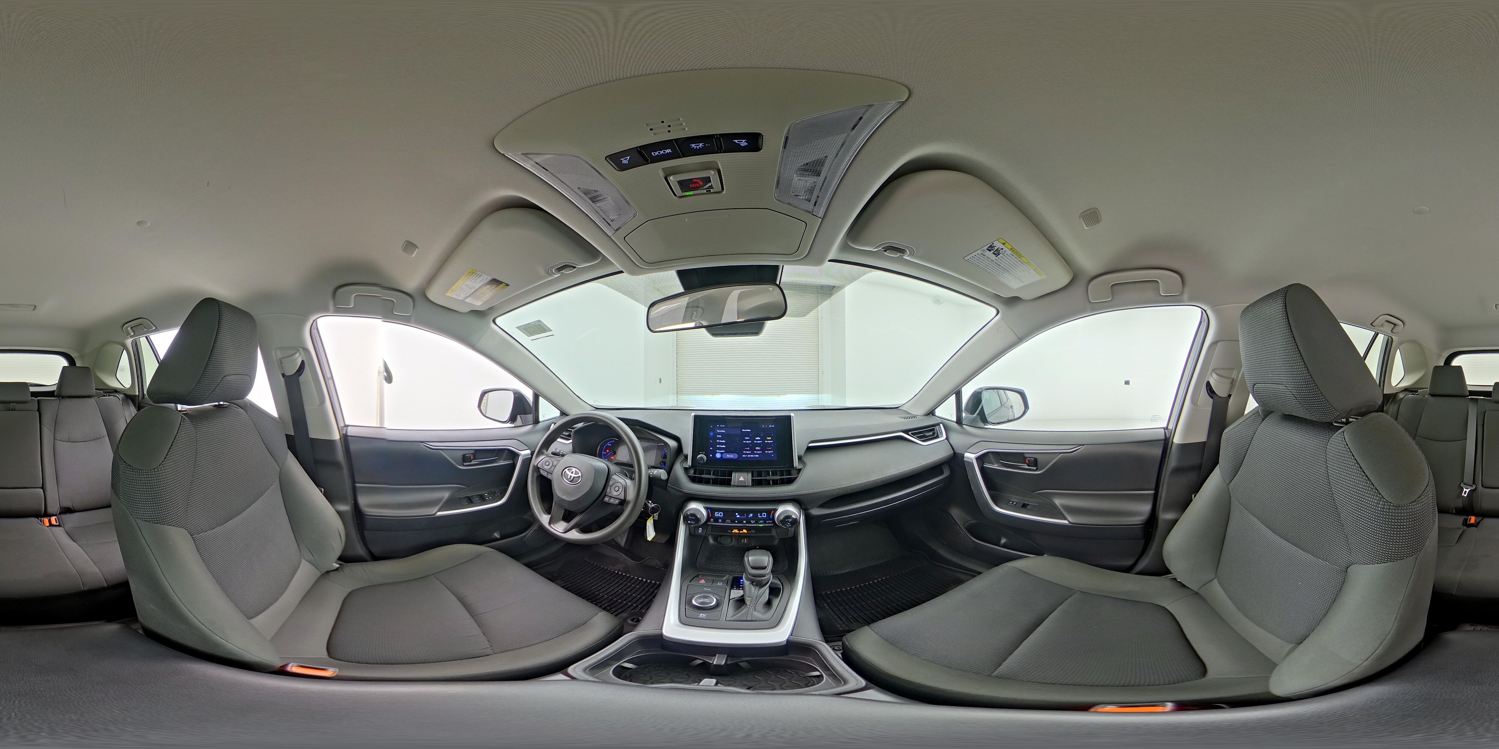 2024 Toyota RAV4 LE - Photo 24