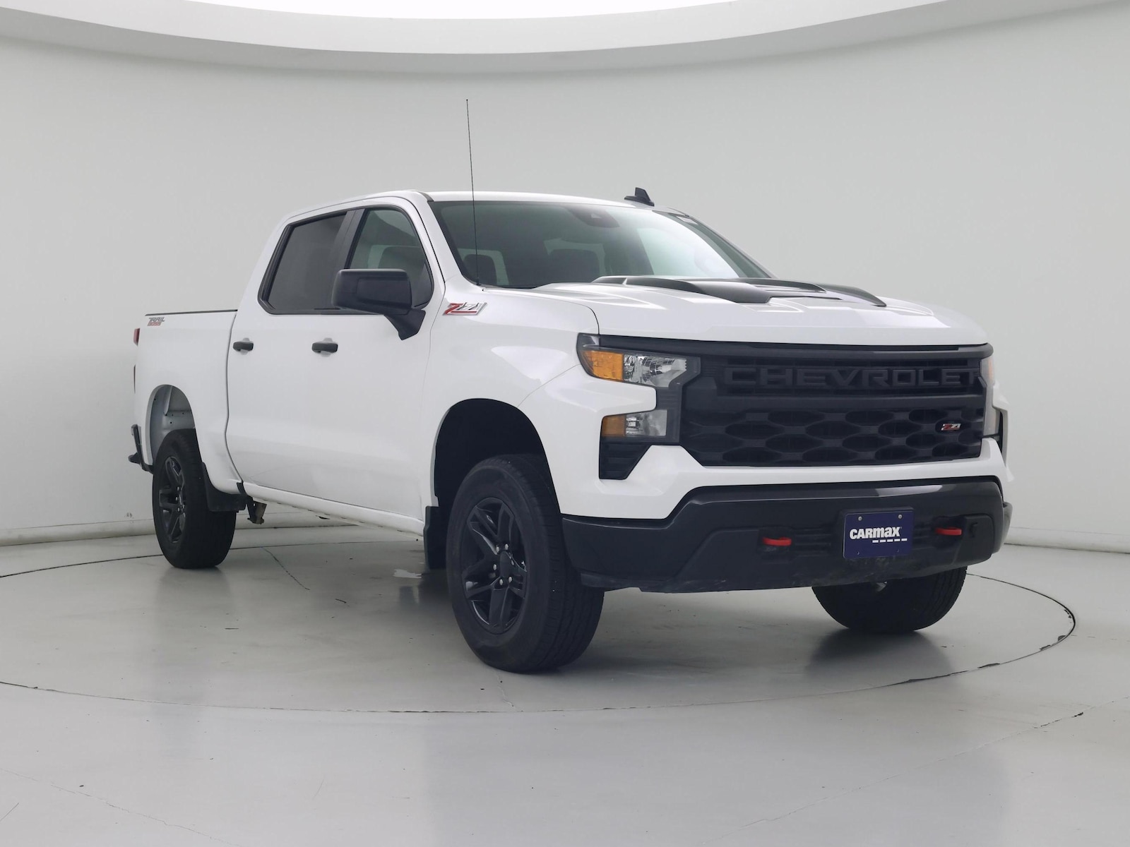 2025 Chevrolet Silverado 1500 Custom - Photo 2