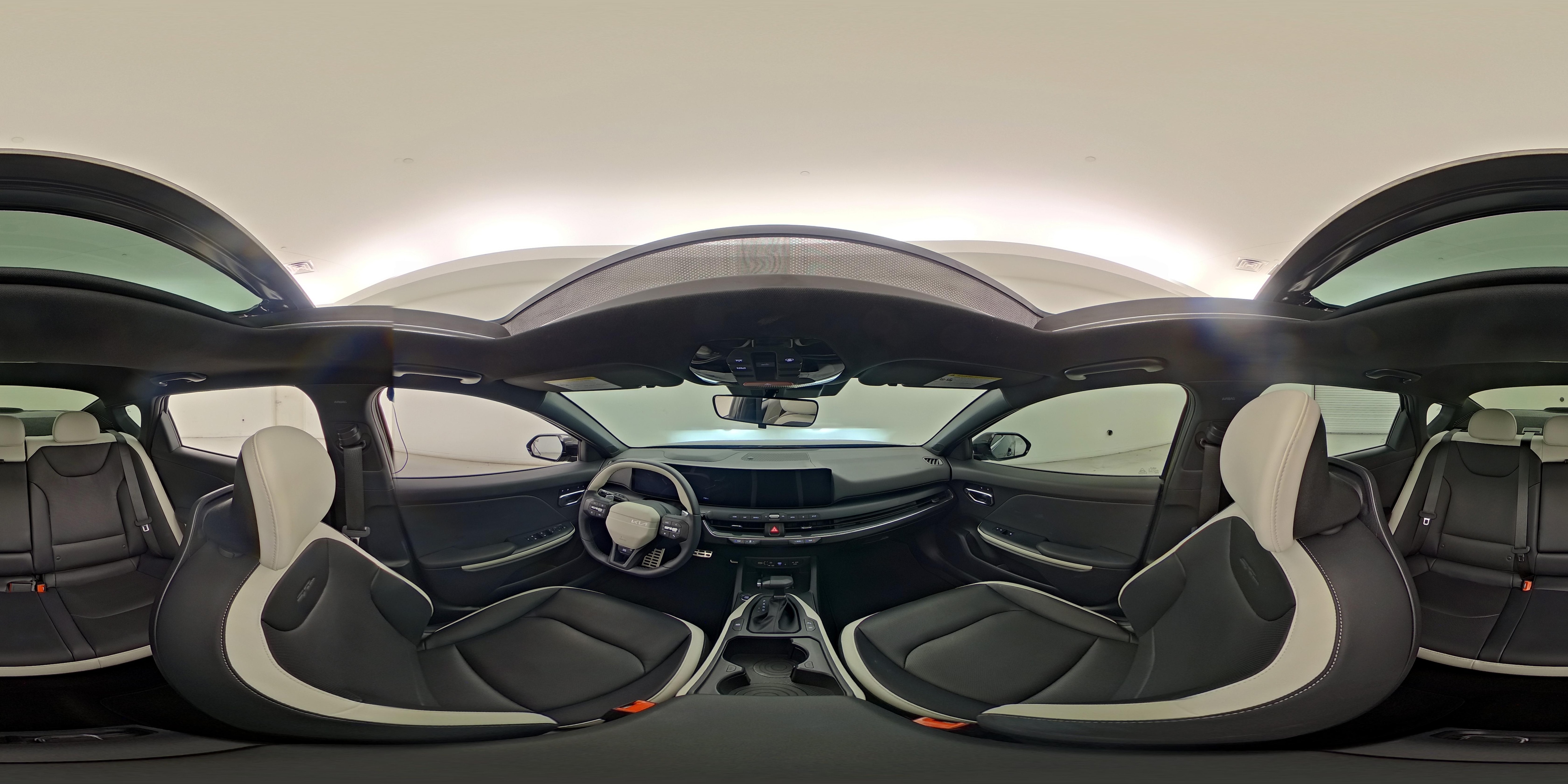 2025 Kia K4 GT-Line Turbo - Photo 25