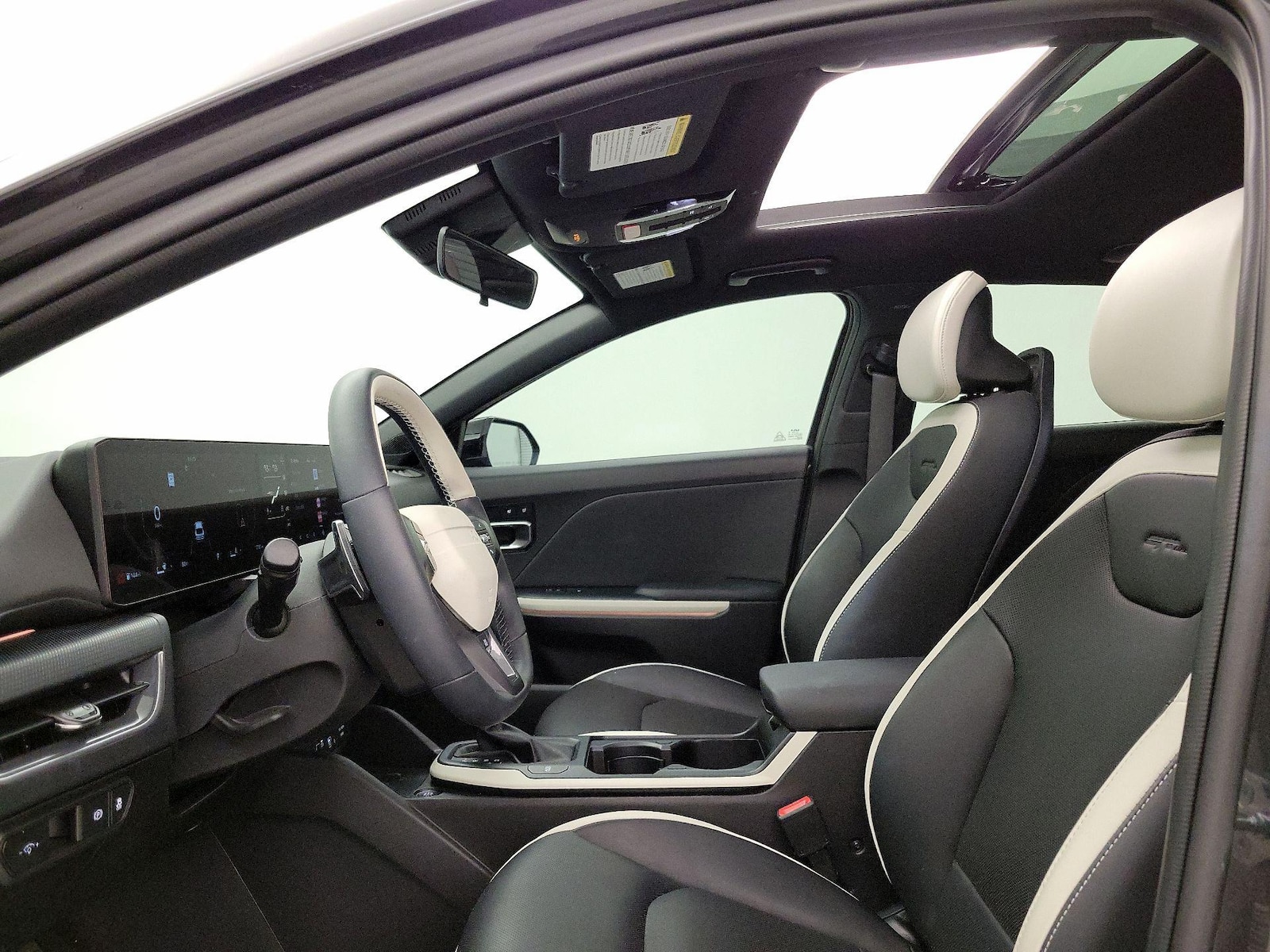 2025 Kia K4 GT-Line Turbo - Photo 20