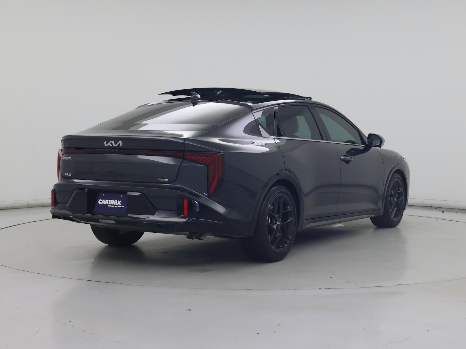 2025 Kia K4 GT-Line Turbo - Photo 9