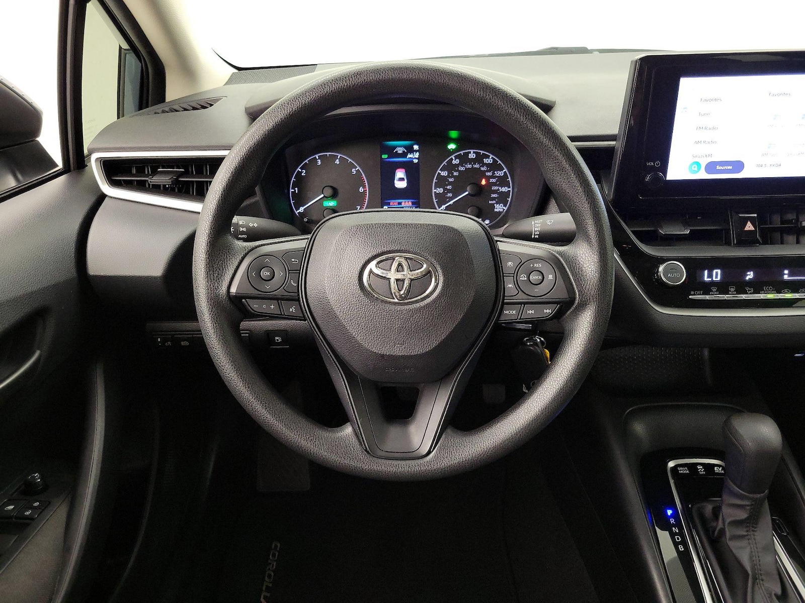2023 Toyota Corolla LE - Photo 11