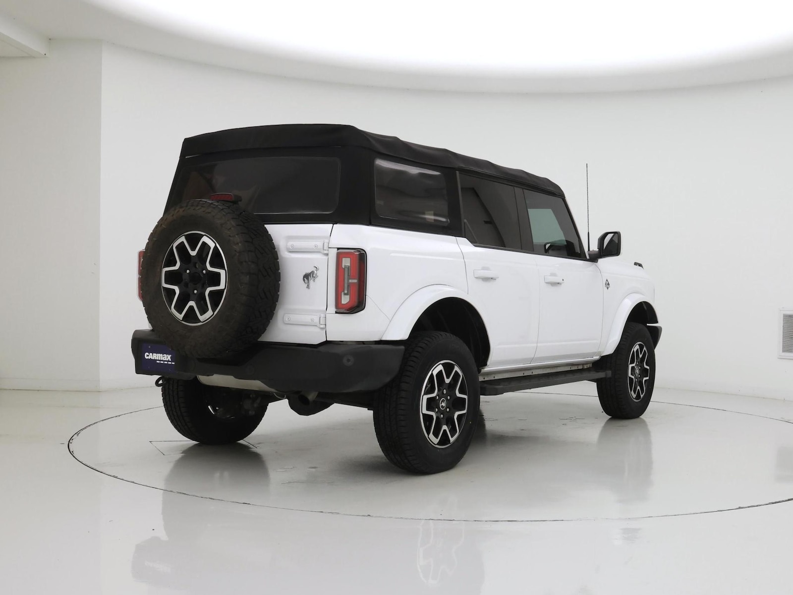 2022 Ford Bronco 4-Door Outer Banks - Photo 9
