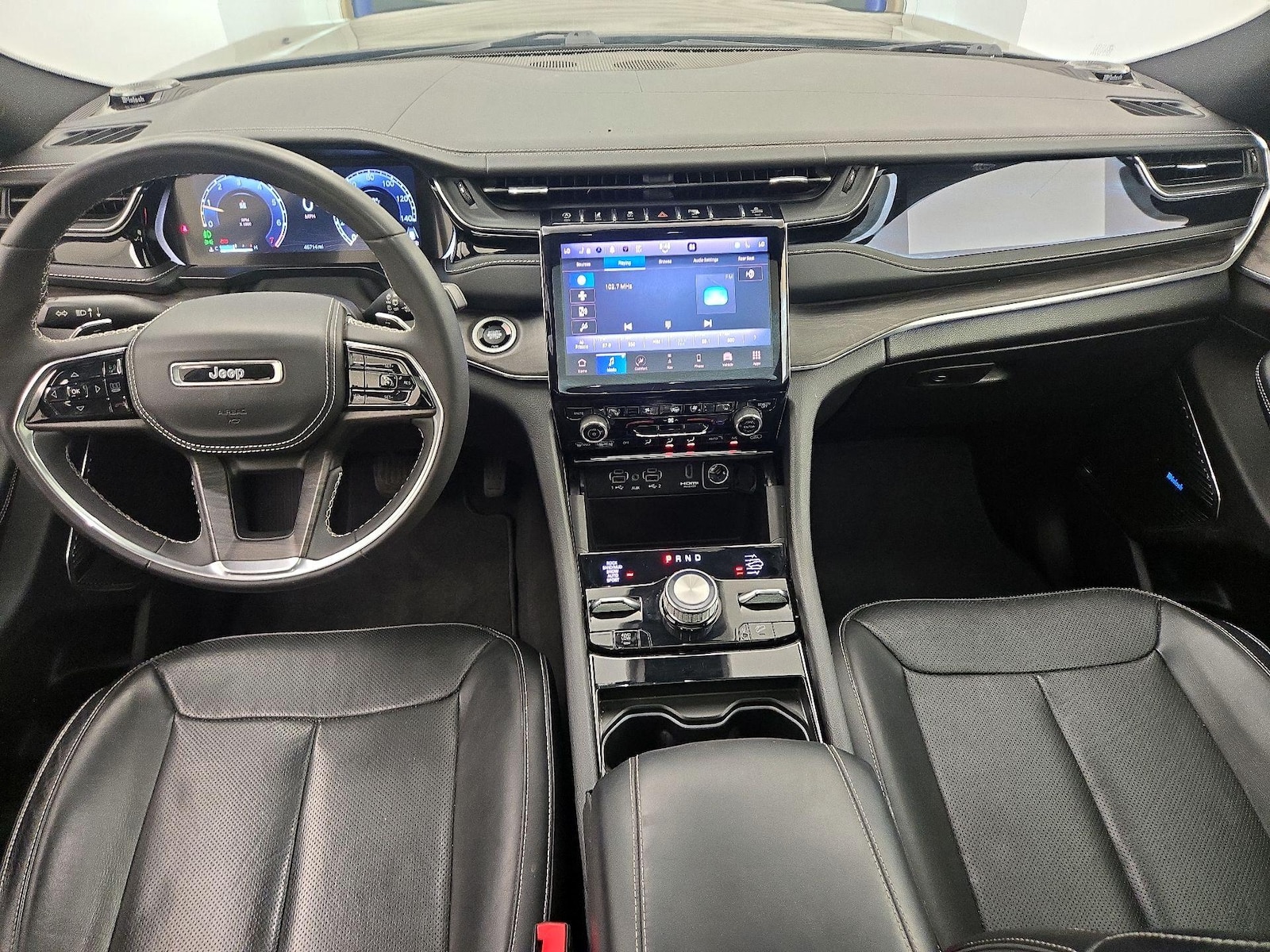 Apple CarPlay® & Android Auto™
