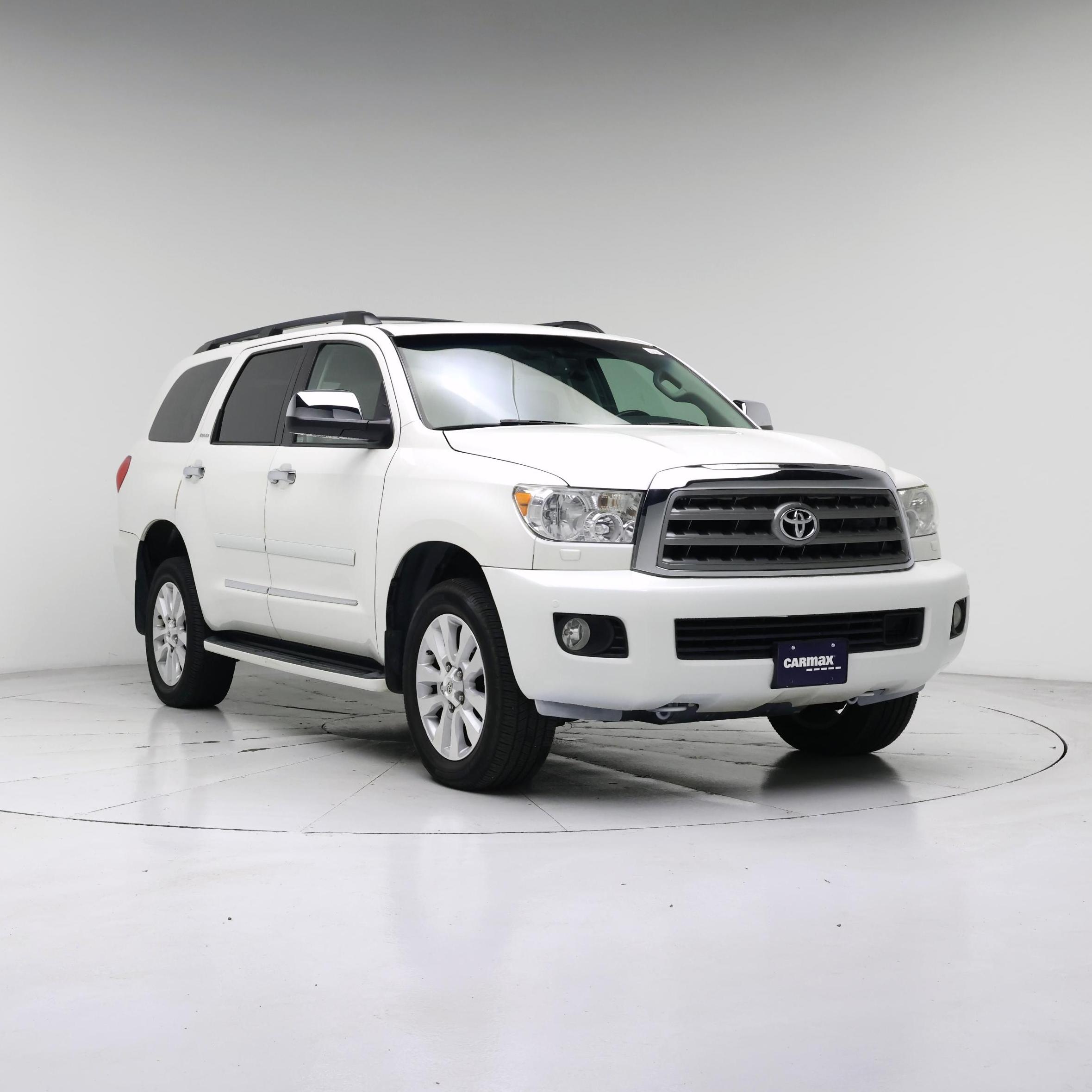 White 2017 Toyota Sequoia SUV / Crossover Four-Wheel Drive Automatic